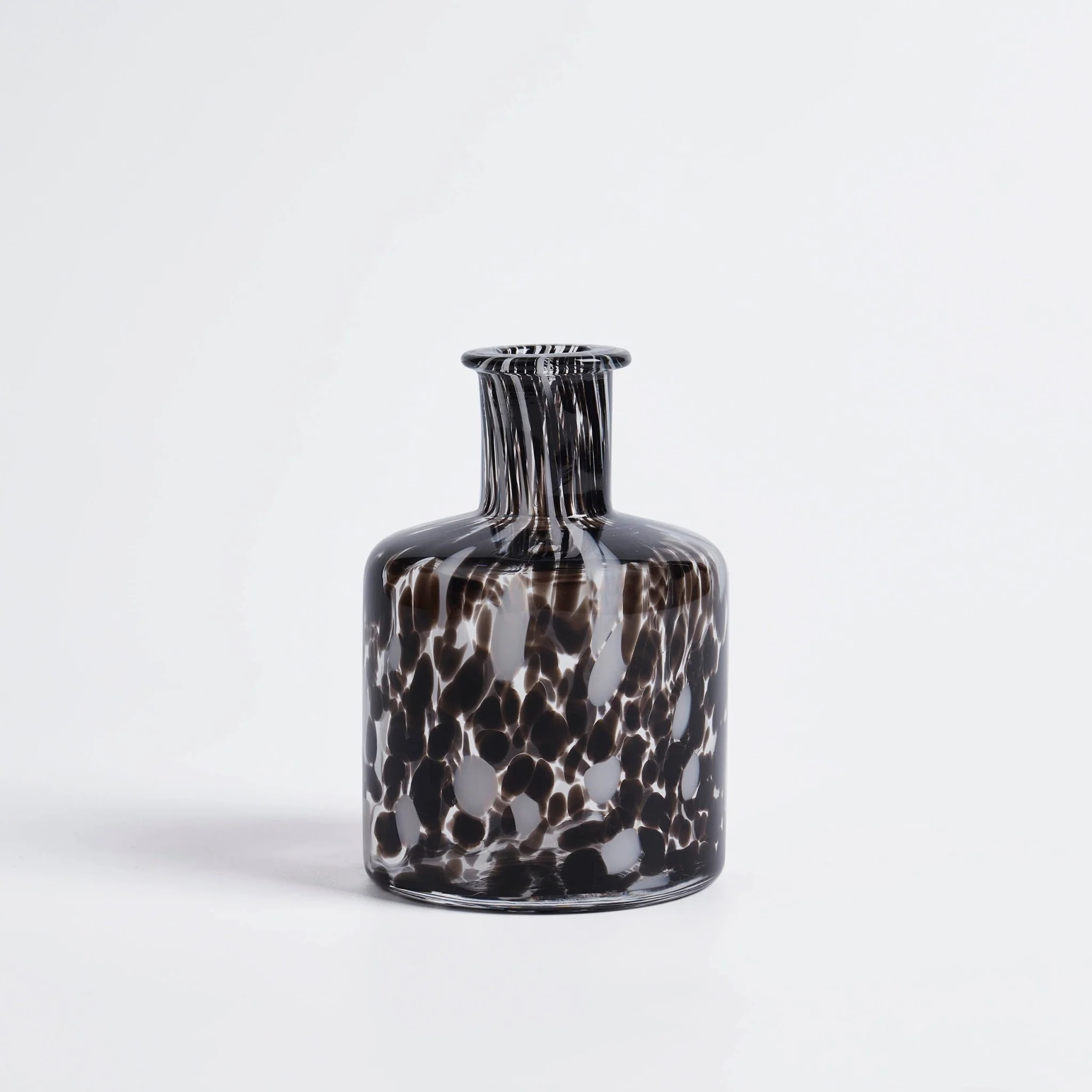 Jasmine Confetti Vase - Black/White - Image 6
