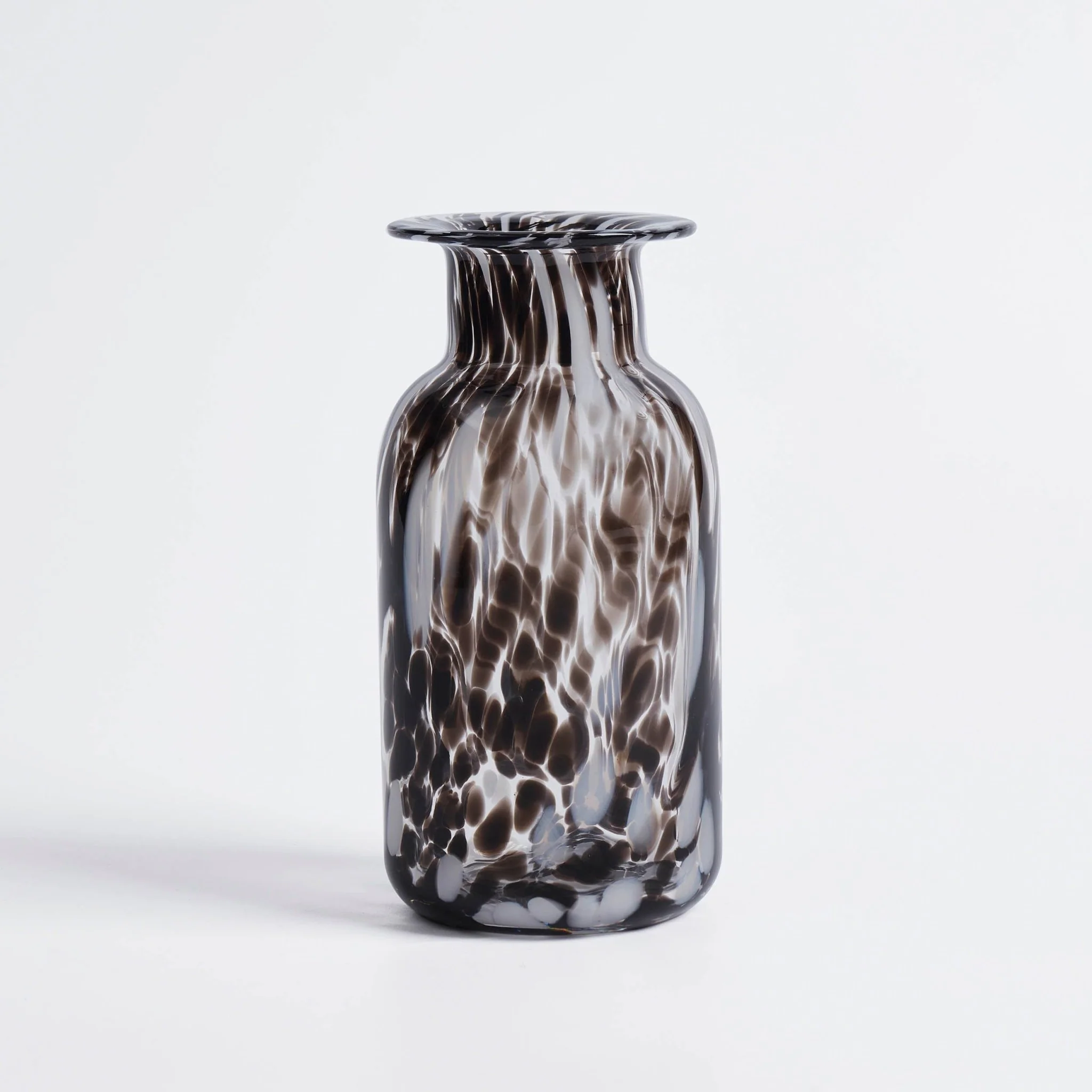 Jasmine Confetti Vase - Black/White - Image 7