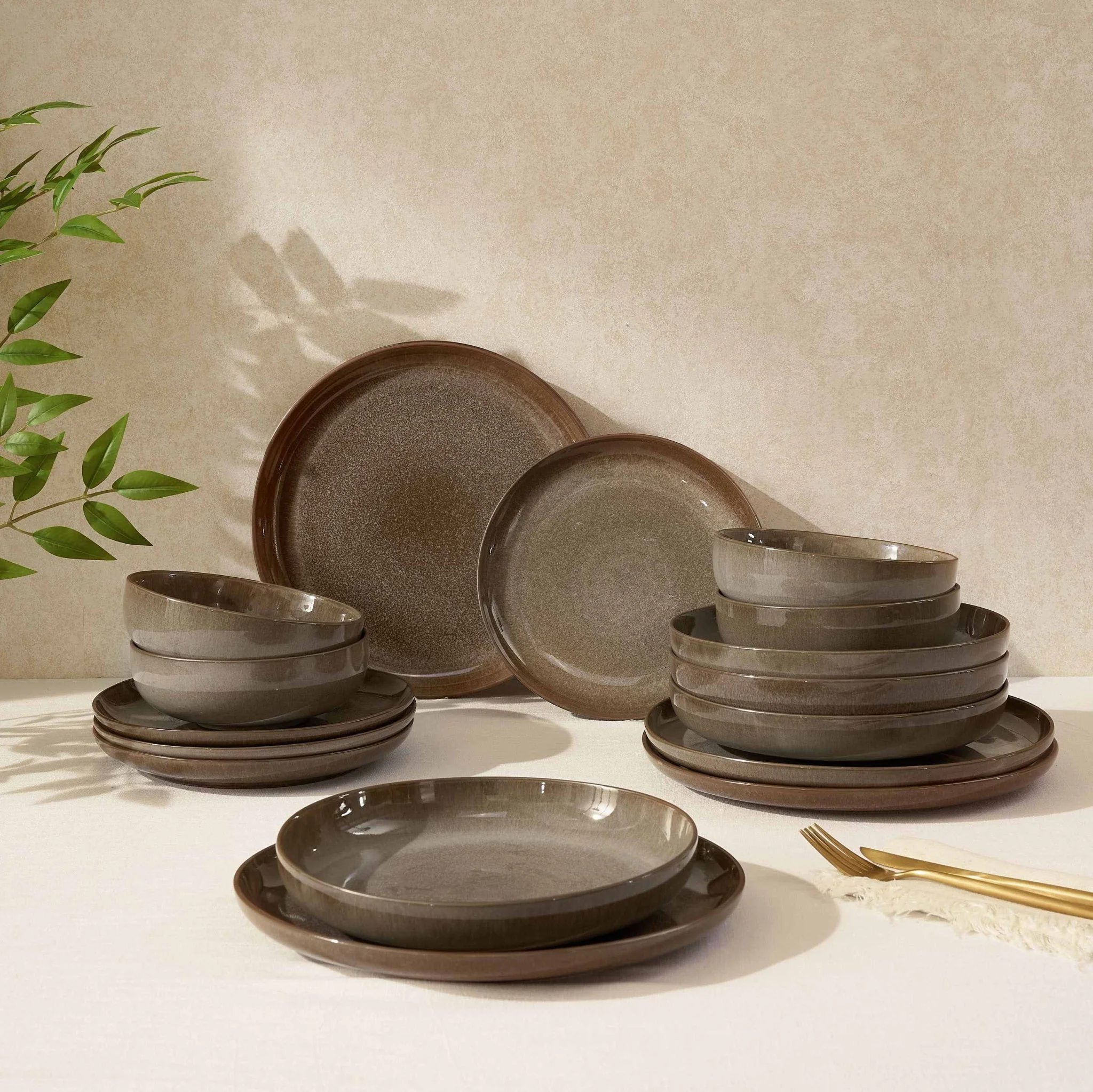 Juniper 16 Piece Dinner Set - Mocha