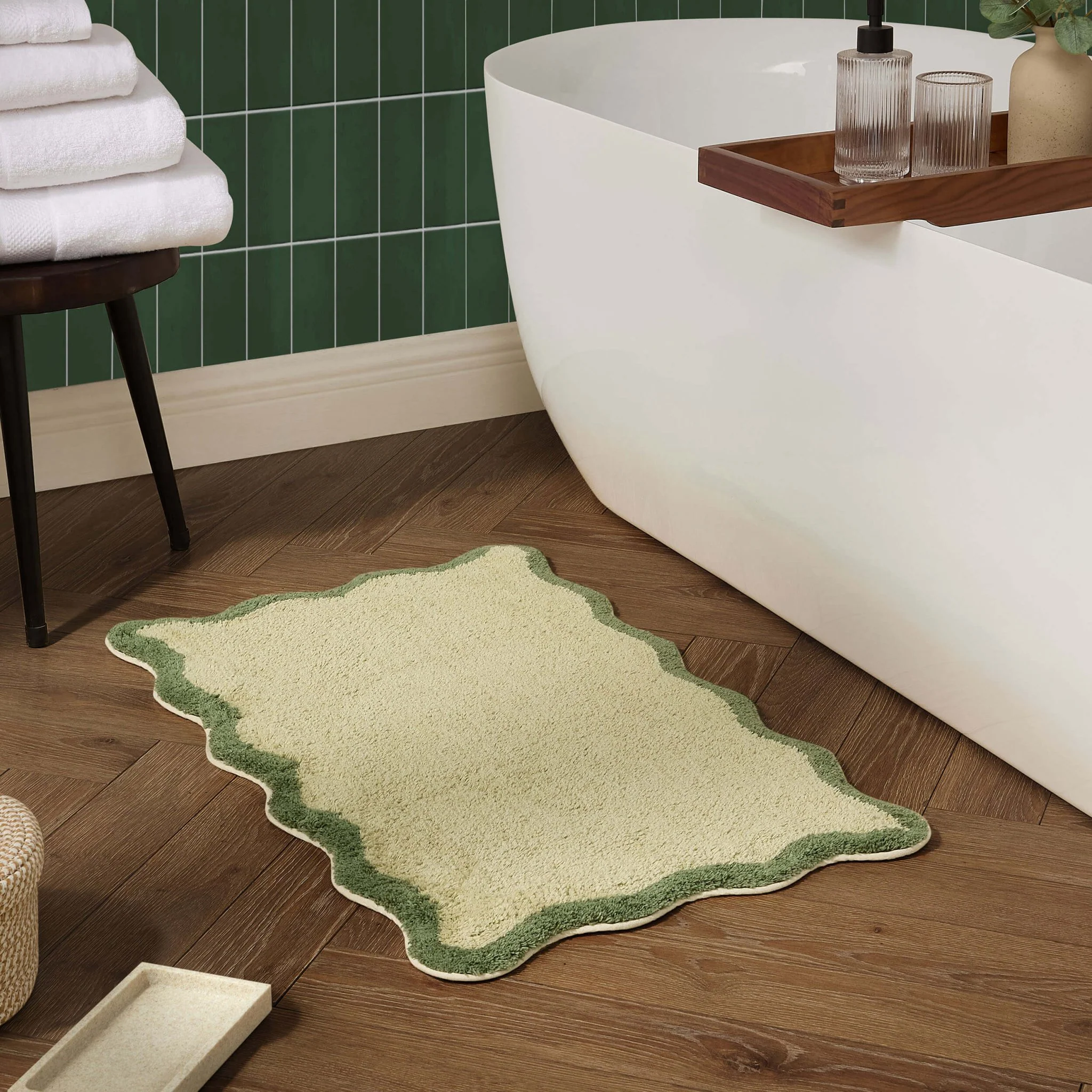 Kos Scalloped Bath Mat - Fern/Olive