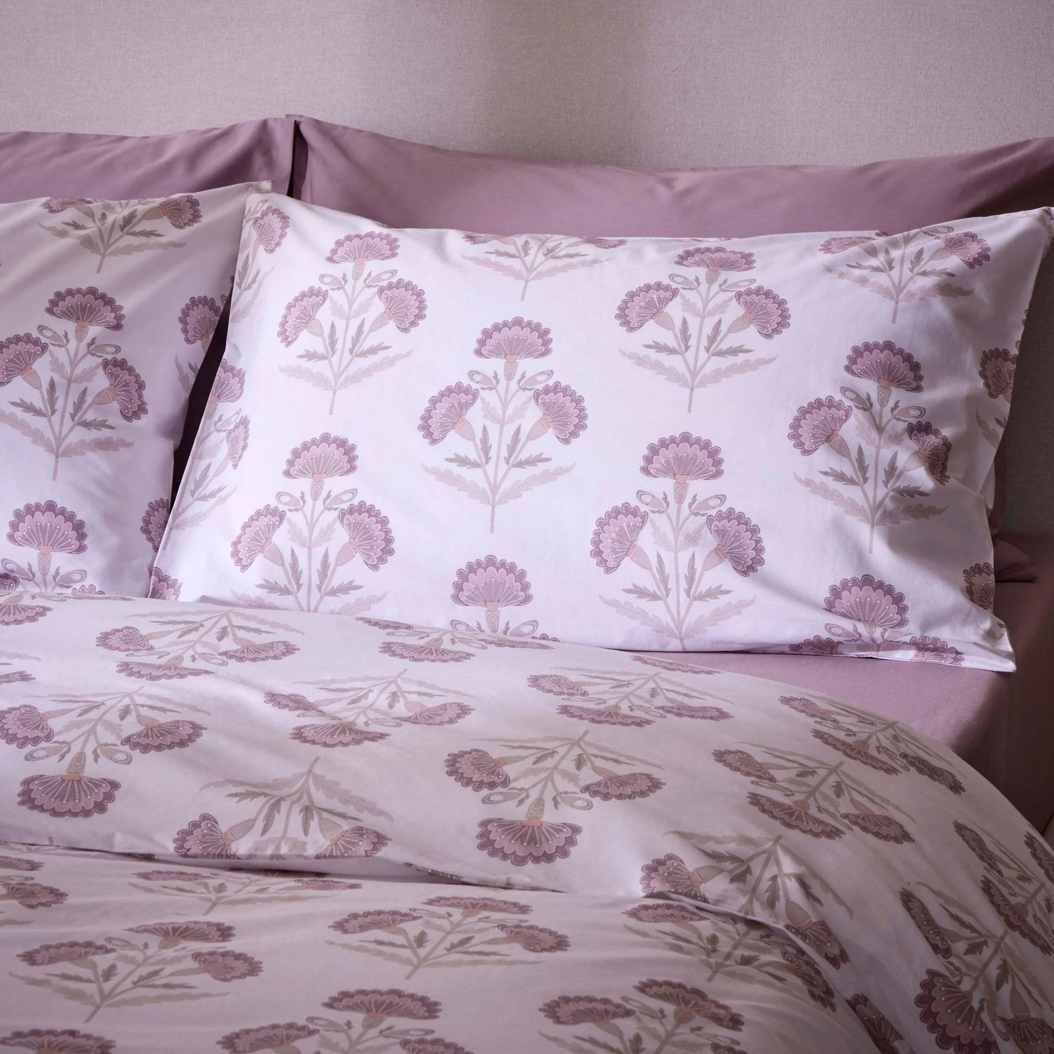 Kyoto 200 Thread Count Duvet Cover & Pillowcase Set - Lotus Flower - Heather - Image 3