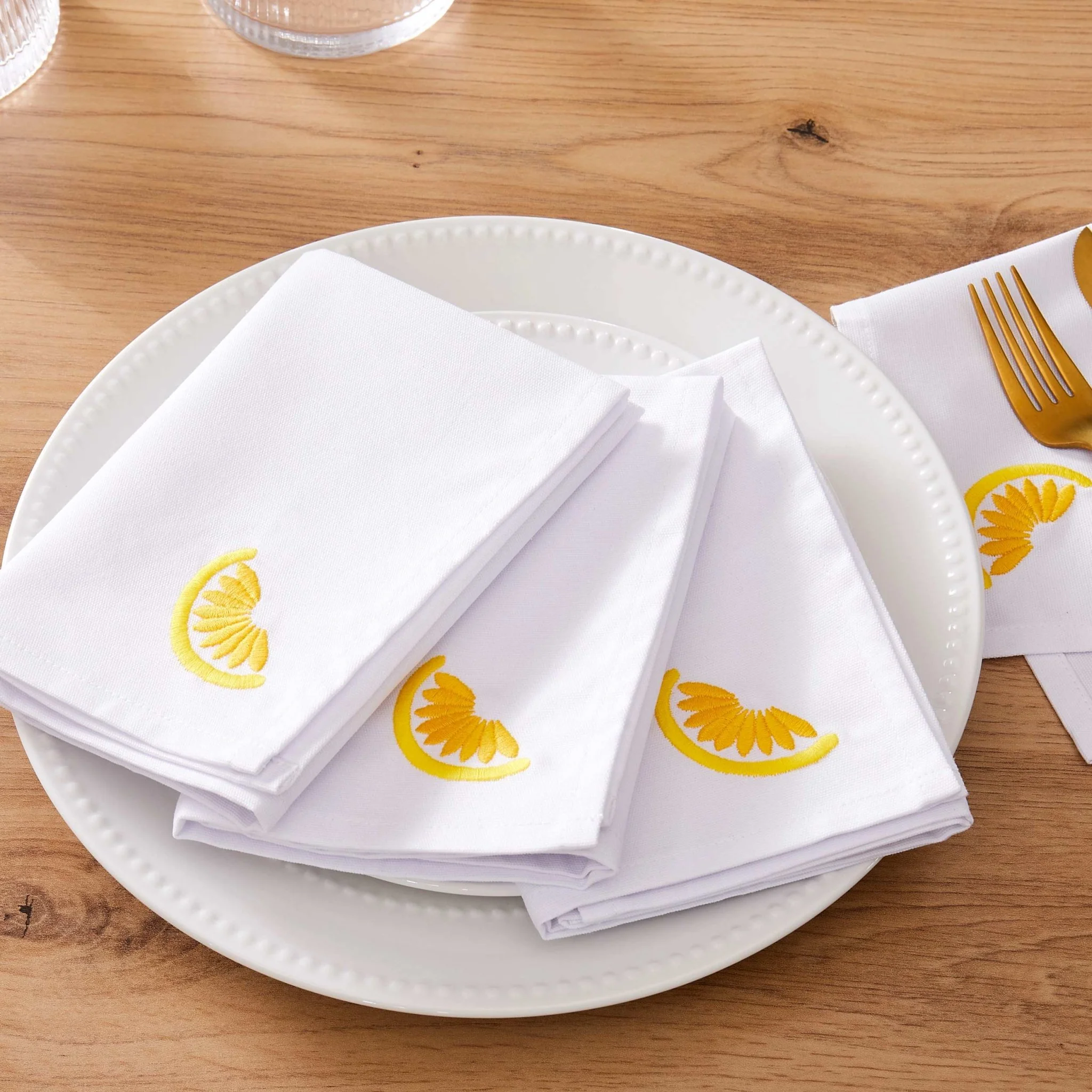 Lemons Embroidered Napkins - Set of 4 - Image 2