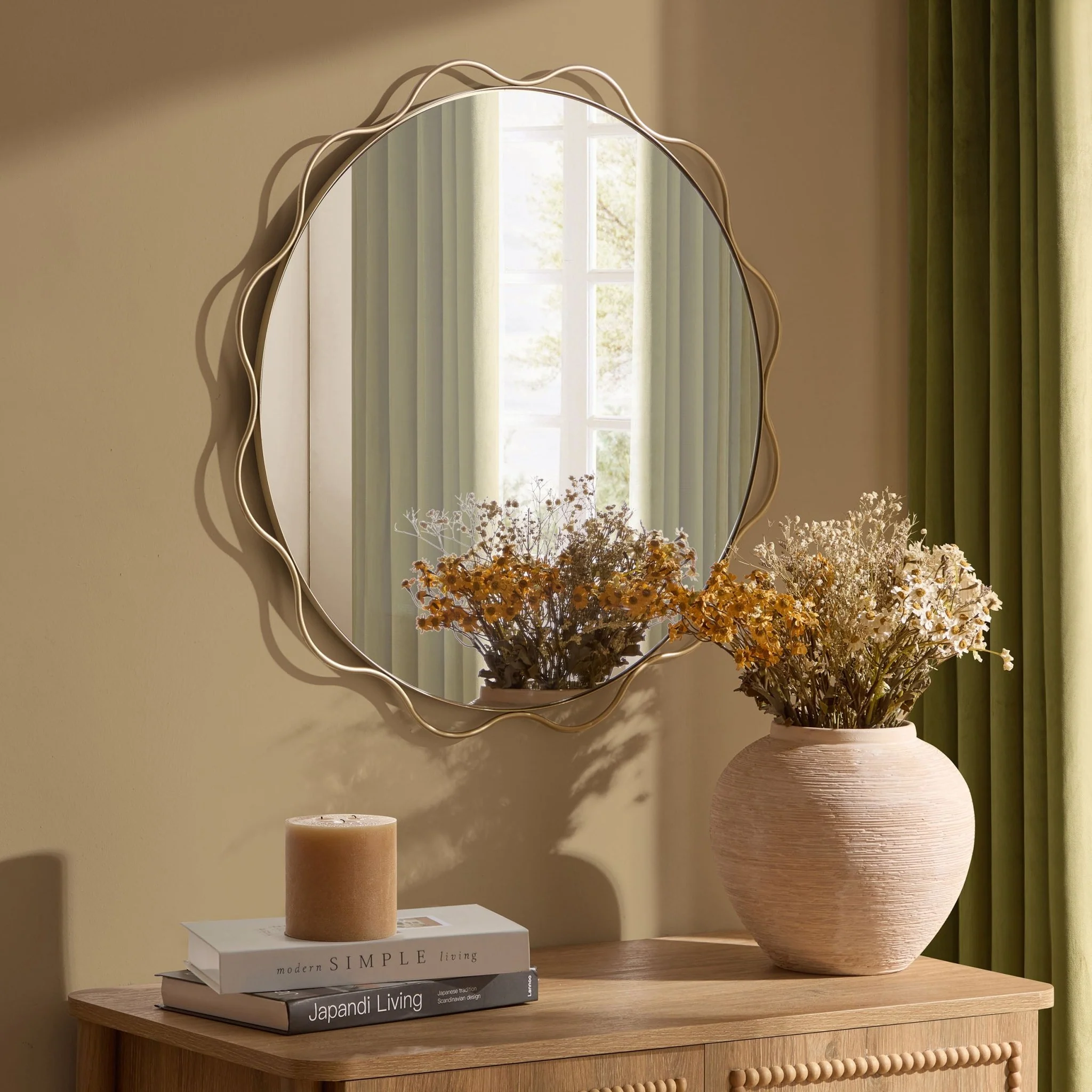 Liana Scallop Wall Mirror - Gold