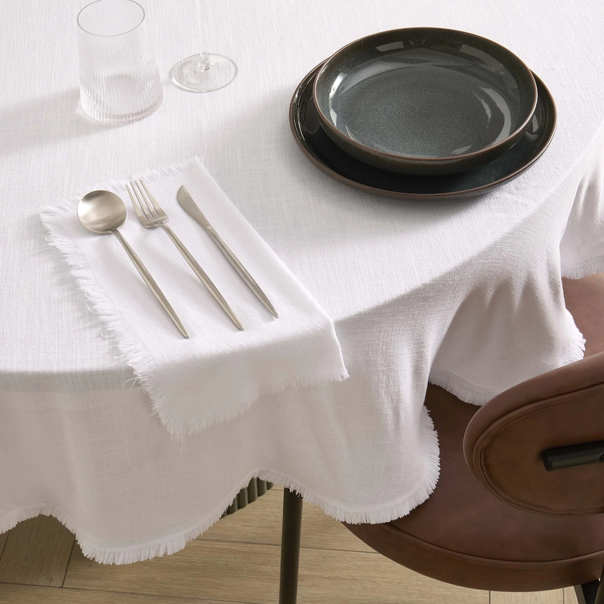 Linen Blend Round Tablecloth - White - Image 2