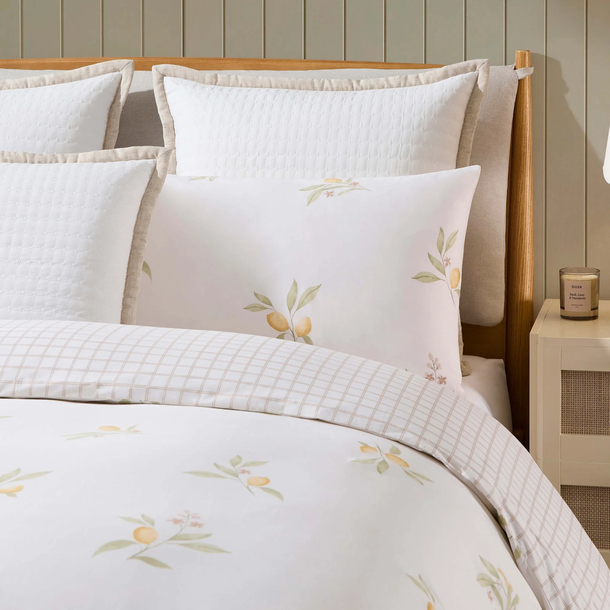 Lucie 100% Cotton Lemon & Check Reversible Duvet Cover & Pillowcase Set - Multicoloured - Image 3