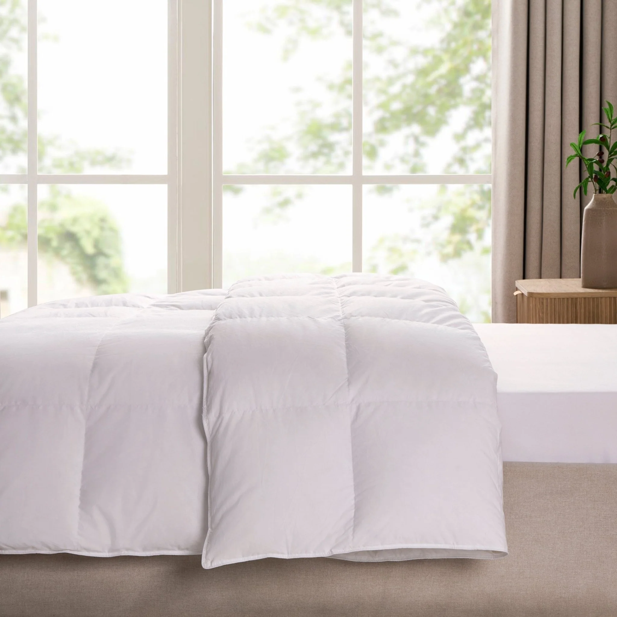 Luxury 80% Goose Down Duvet Collection - Image 3