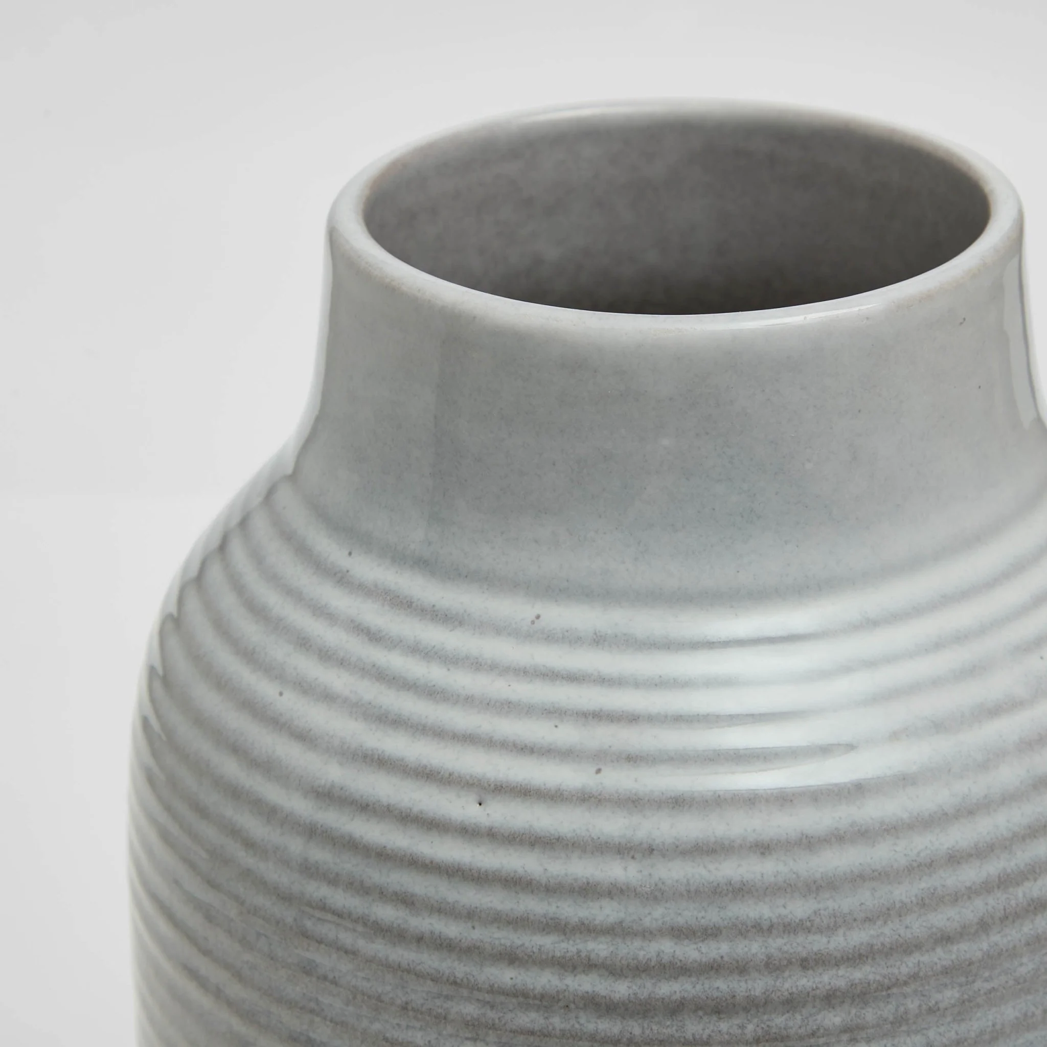 Lydia Ribbed Glaze Vase - Grey/White - Image 5