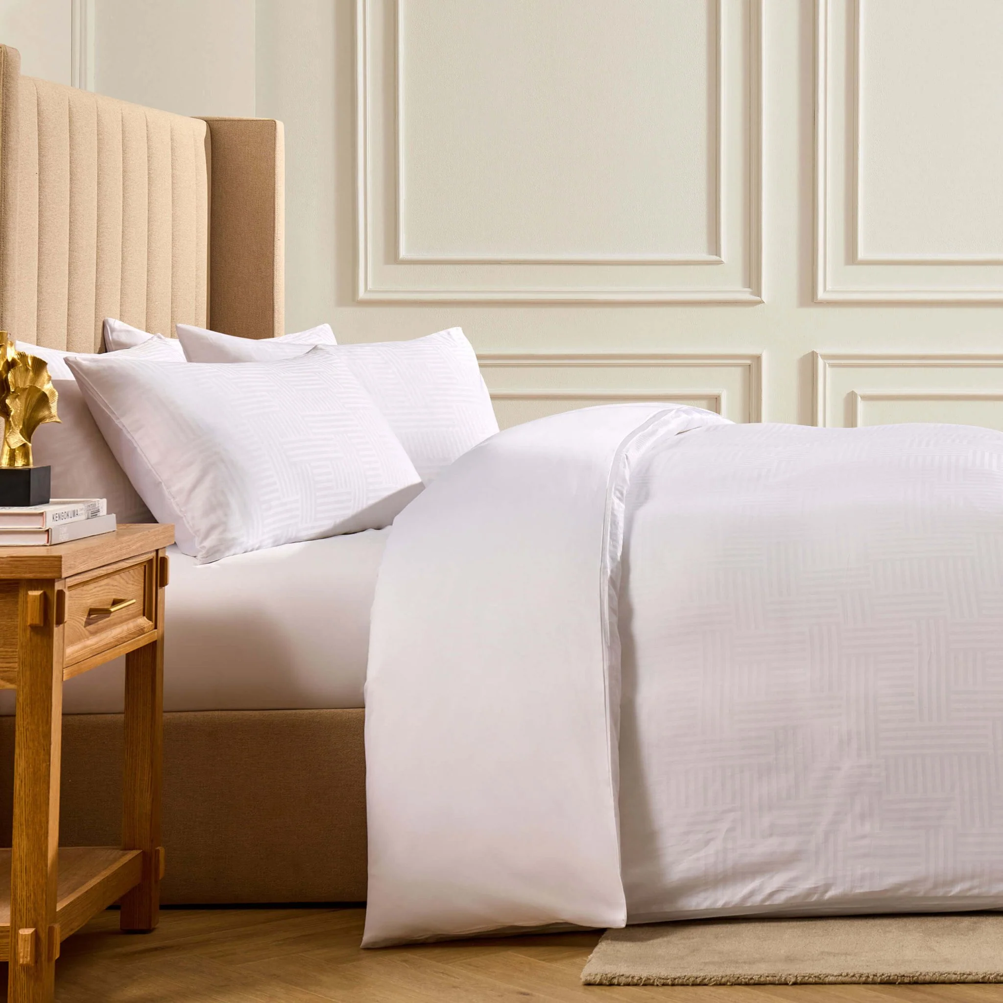 Lyla Feels Like Silk Lyocell Blend Jacquard Duvet Cover & Pillowcase Set - White - Image 3