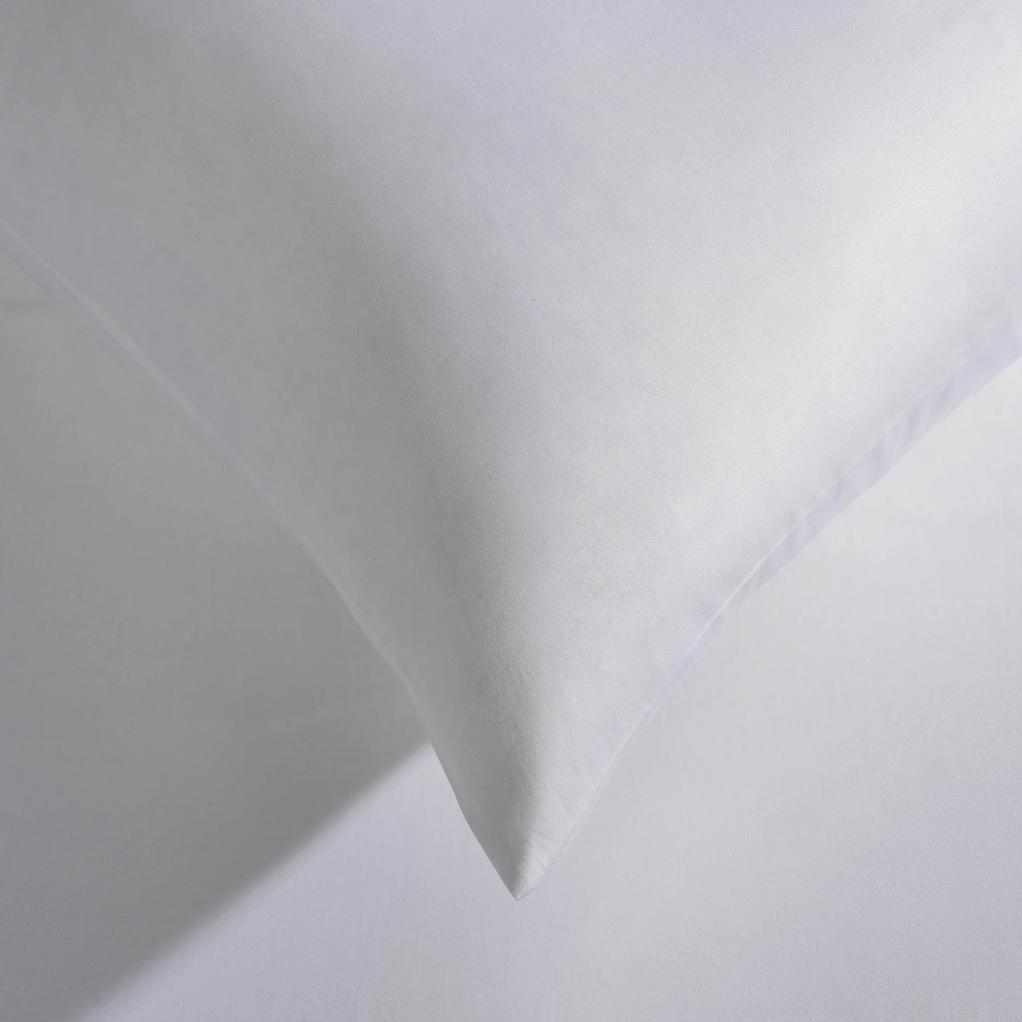 Lyla Feels Like Silk Lyocell Blend Pair of Pillowcases - White - Image 3