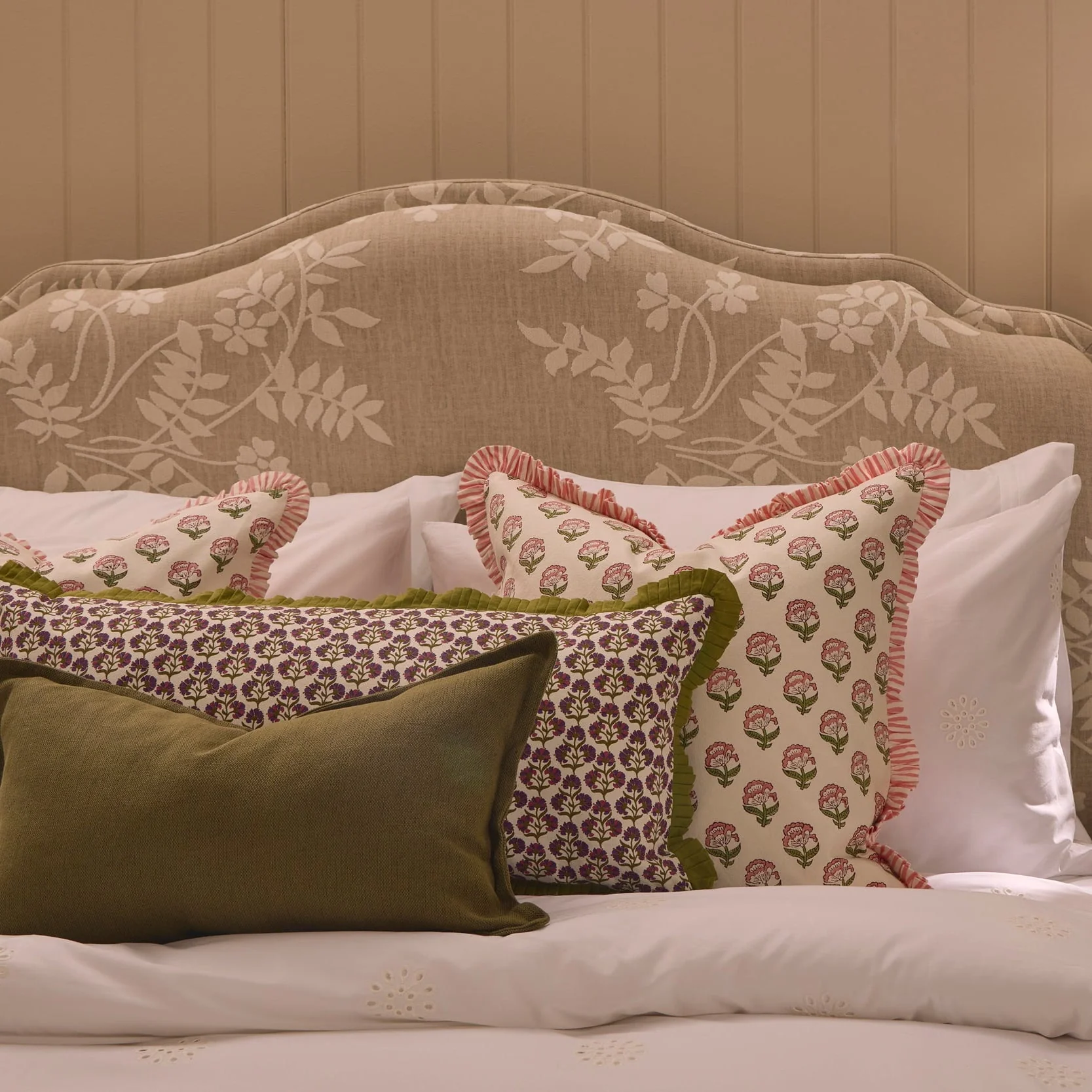 Maizie 100% Cotton Frill Edge Printed Cushion Cover - Pink - Image 3