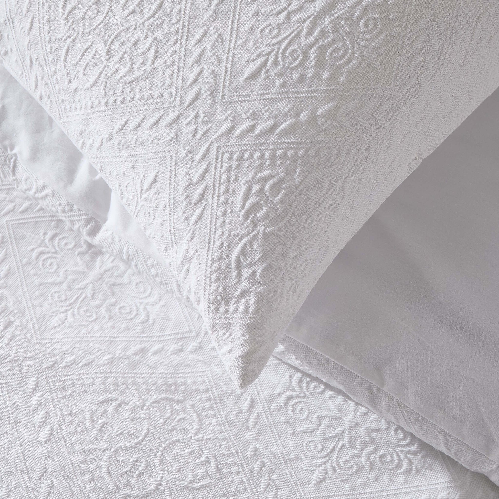 Margot 200 Thread Count Duvet Cover & Pillowcase Set - White - Image 8