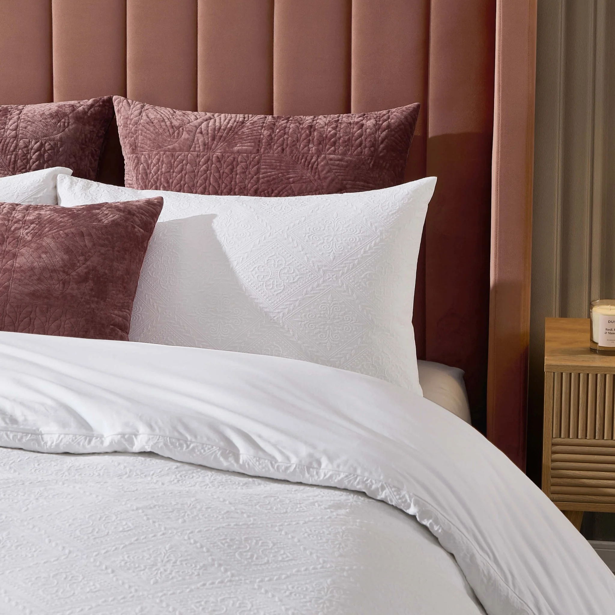 Margot 200 Thread Count Duvet Cover & Pillowcase Set - White - Image 9