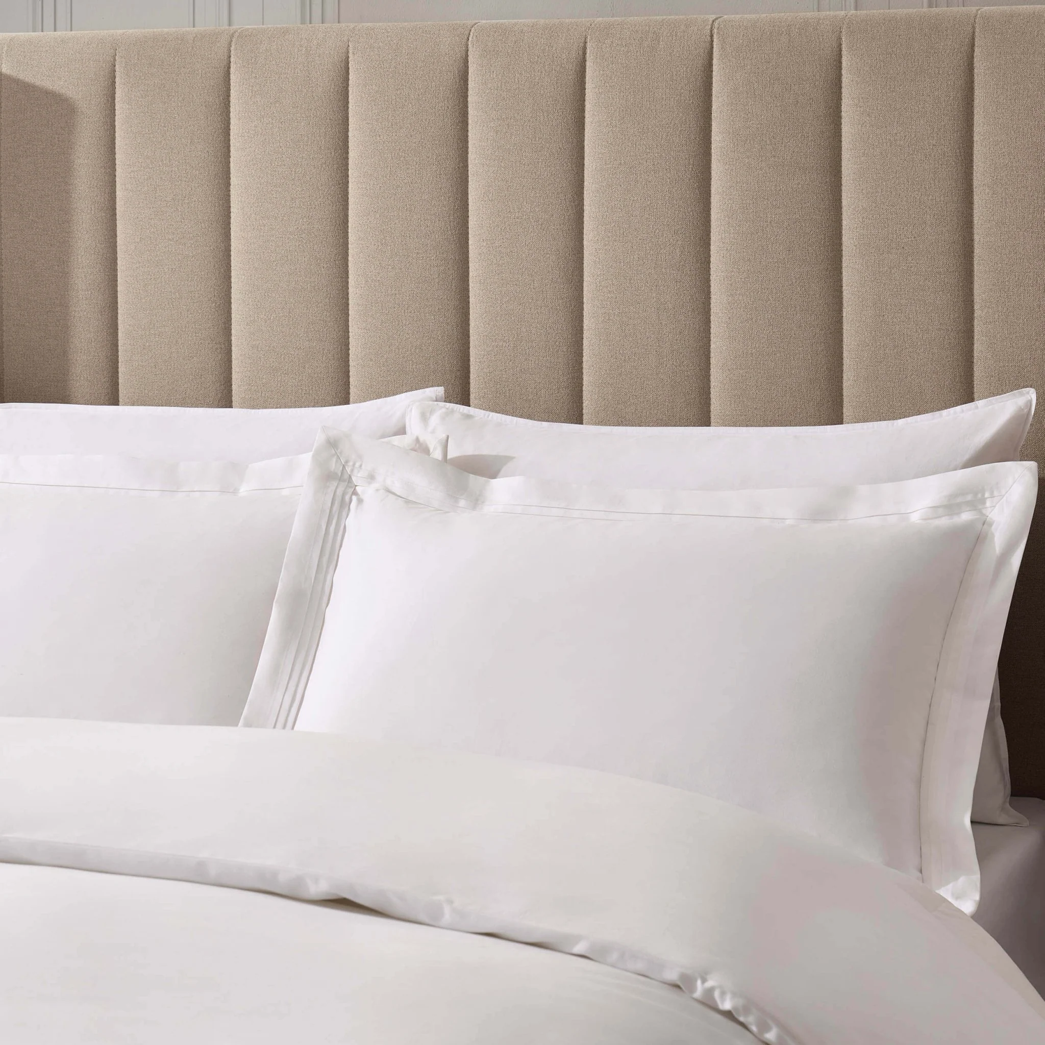 Marlowe 600 Thread Count Pair of Oxford Pillowcases - White - Image 2