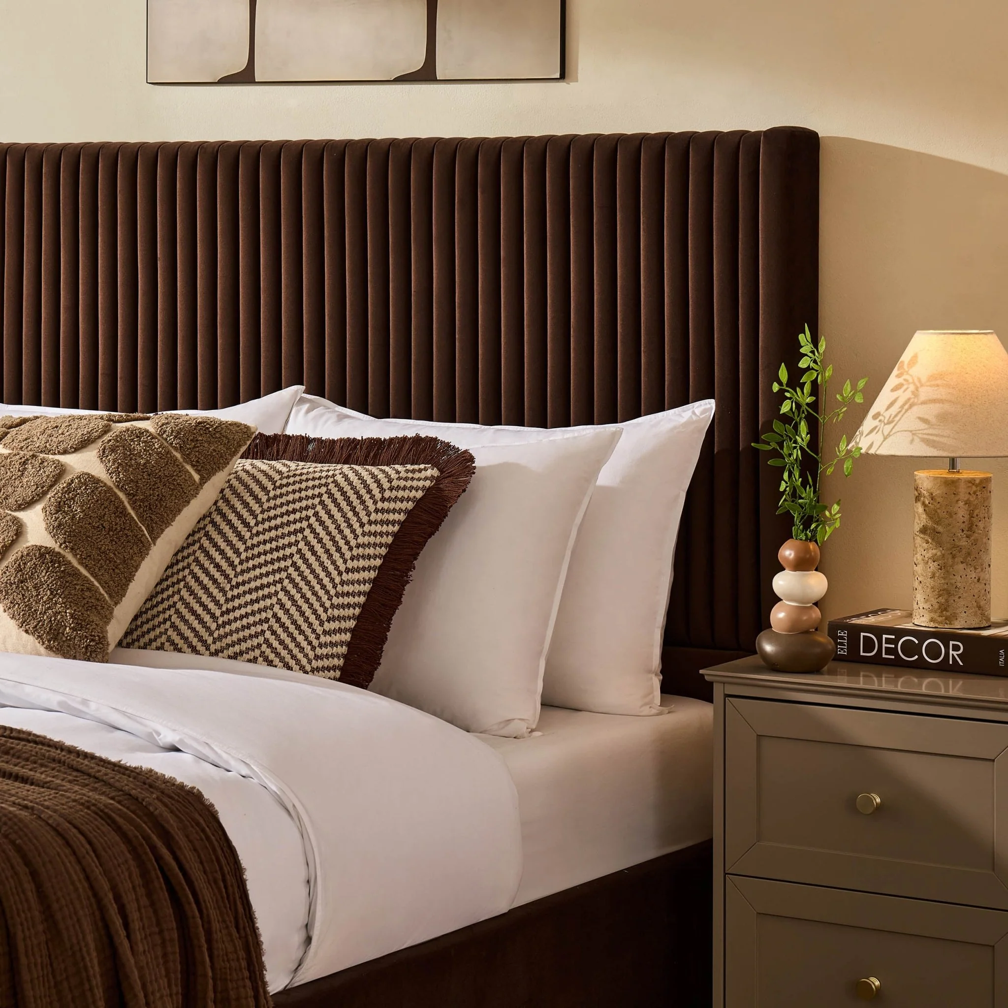 Melrose Ottoman Storage Bed - Cappuccino - Image 7