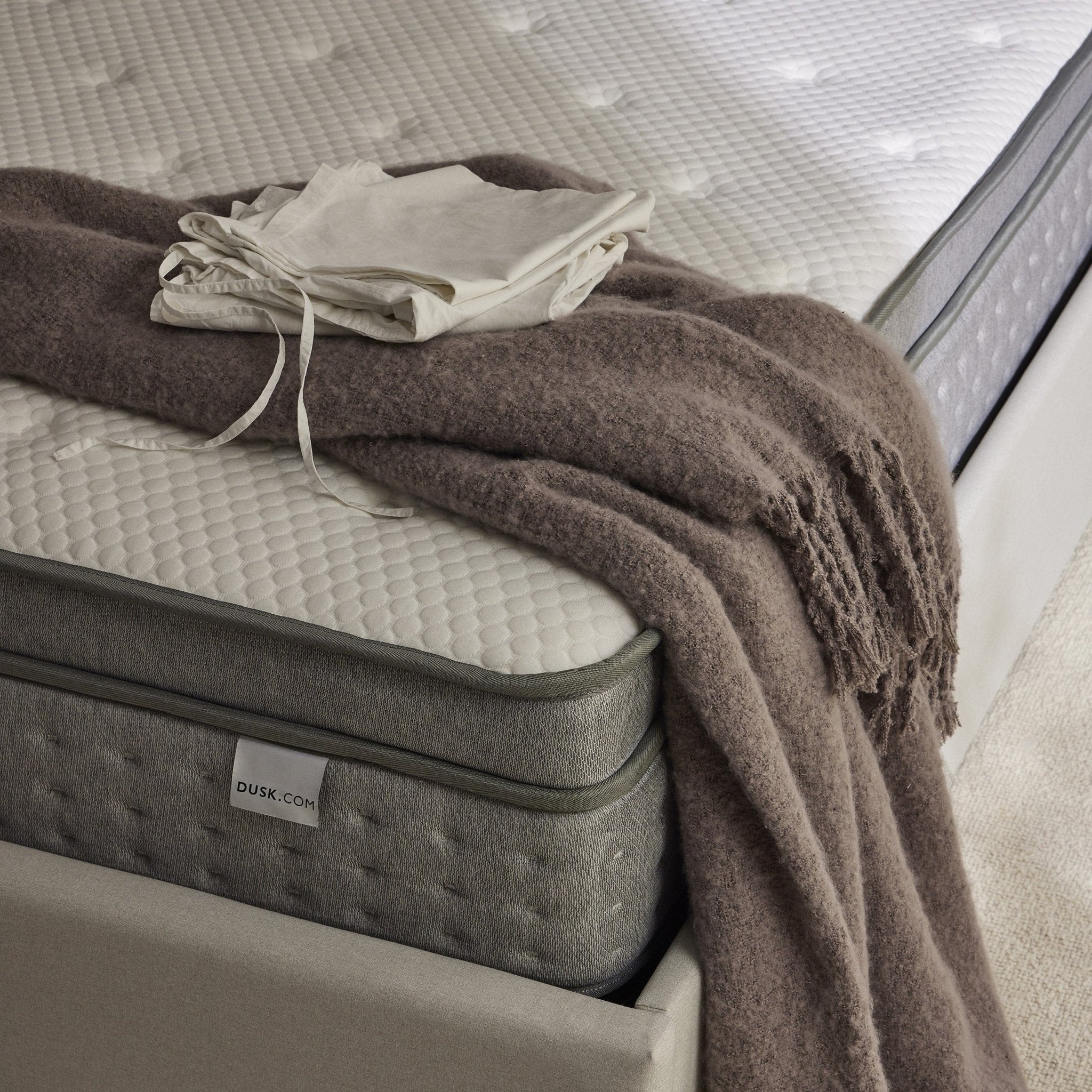 Memory Foam 4,000 Pocket Sprung Hybrid Mattress - Image 4