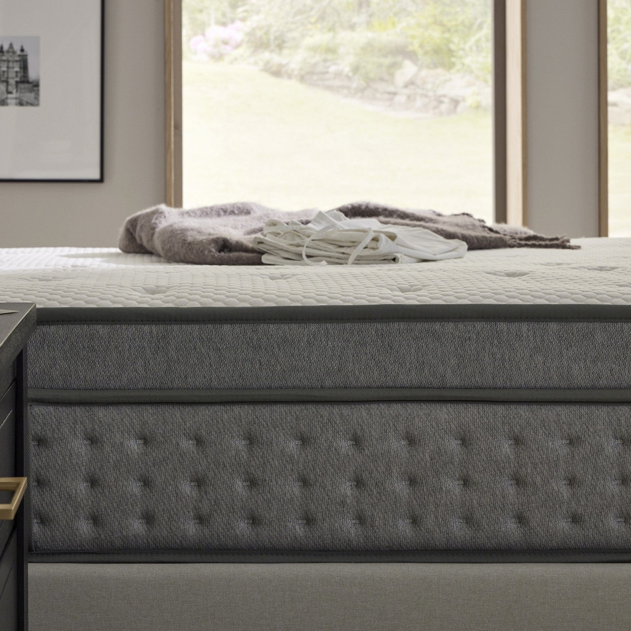 Memory Foam 4,000 Pocket Sprung Hybrid Mattress - Image 5