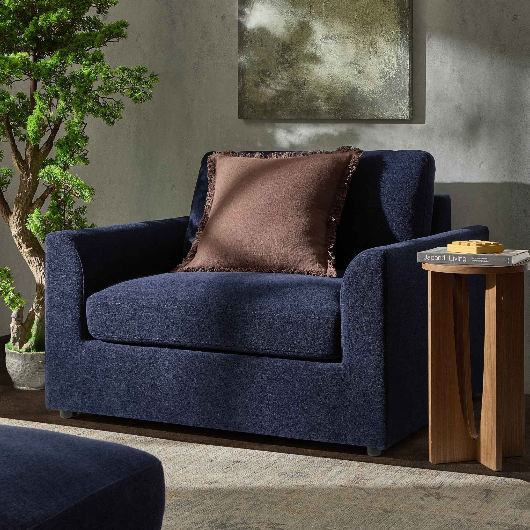Miami Loveseat - Chenille Navy