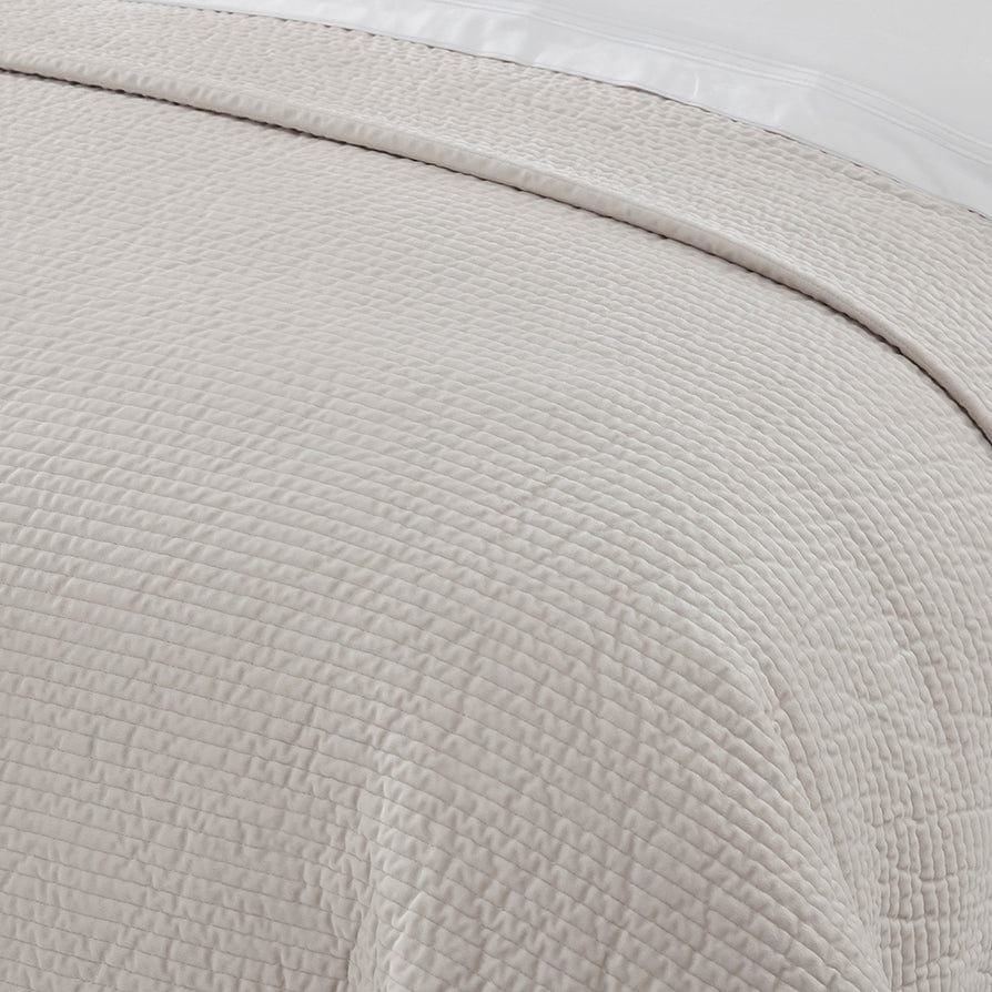 Milan Velvet Bedspread 2.5 X 2.6m - Champagne - Image 3