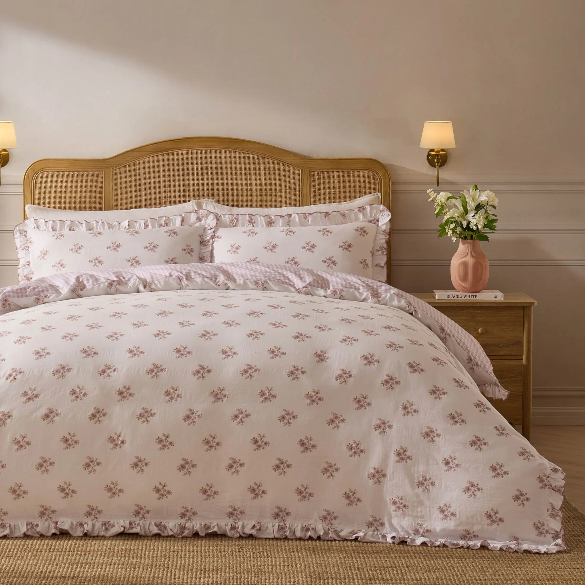 Mini Bouquet 100% Cotton Printed Muslin Duvet Cover Set - White/Pink