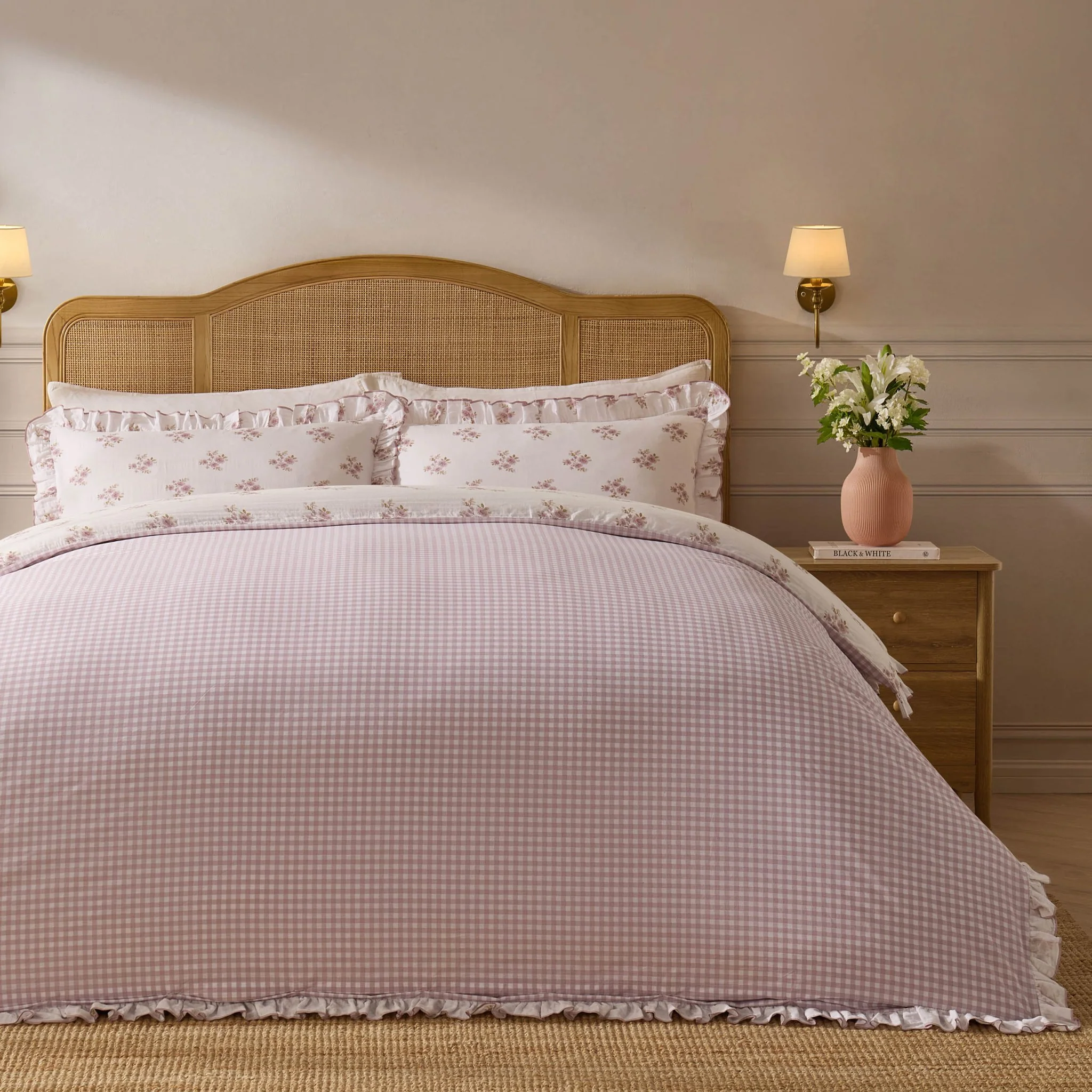 Mini Bouquet 100% Cotton Printed Muslin Duvet Cover Set - White/Pink - Image 2