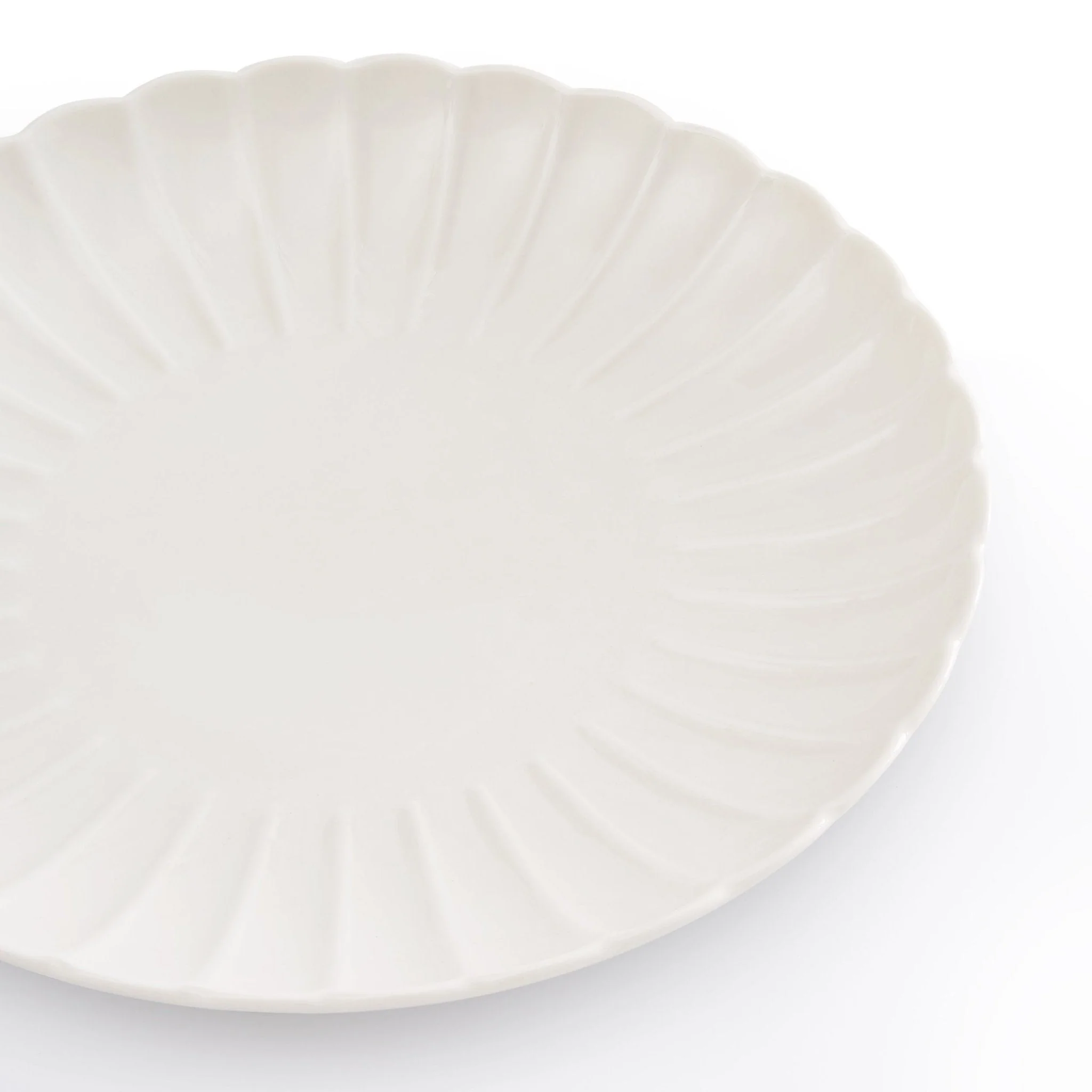 Mira Scalloped Set of 4 Side Plates - Off White - Image 9
