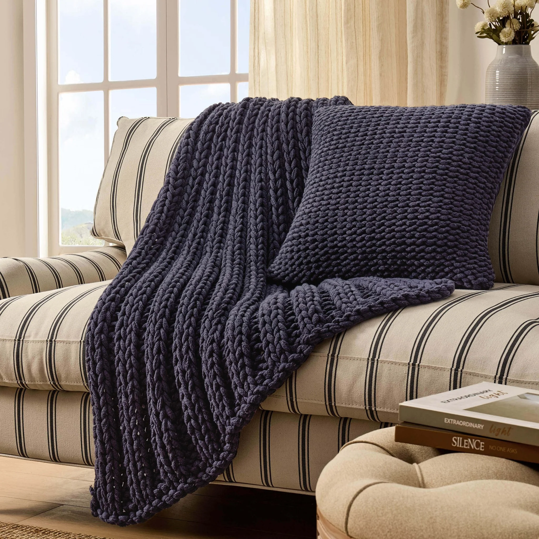 Montreal Sofa Cushion Cover - Midnight Navy - Image 3