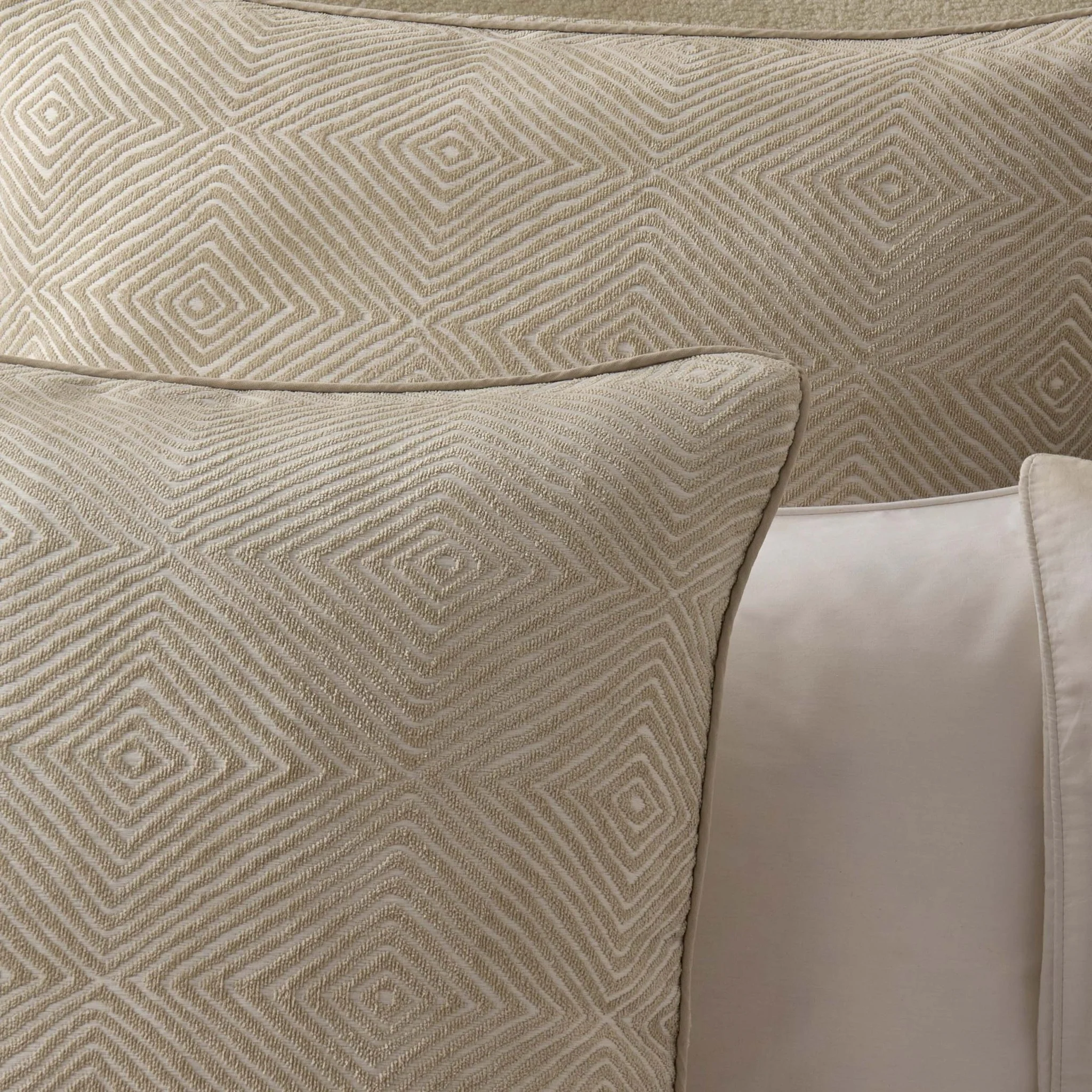 Nairobi Geo Chenille Stitch Quilt Cushion Cover - Taupe/White - Image 3