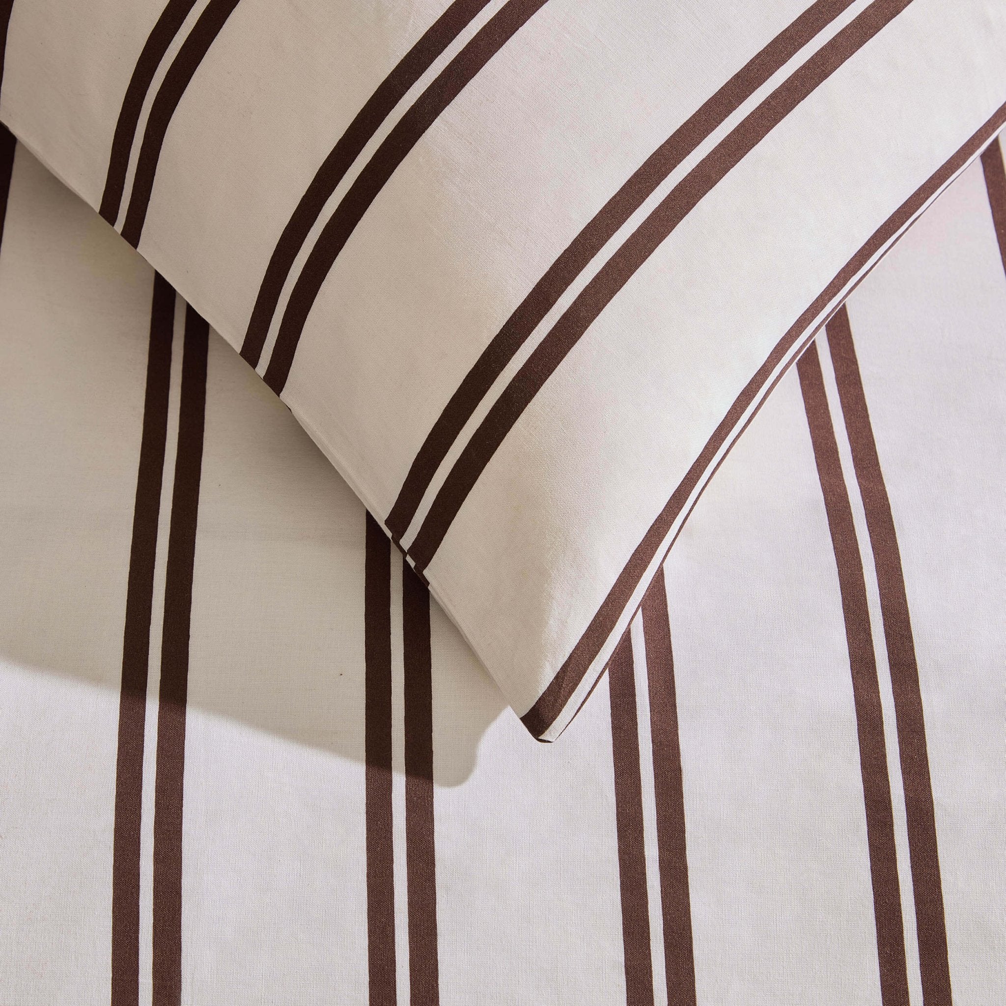 Noa 100% Cotton Stripe Duvet Cover & Pillowcase Set - Chocolate - Image 4