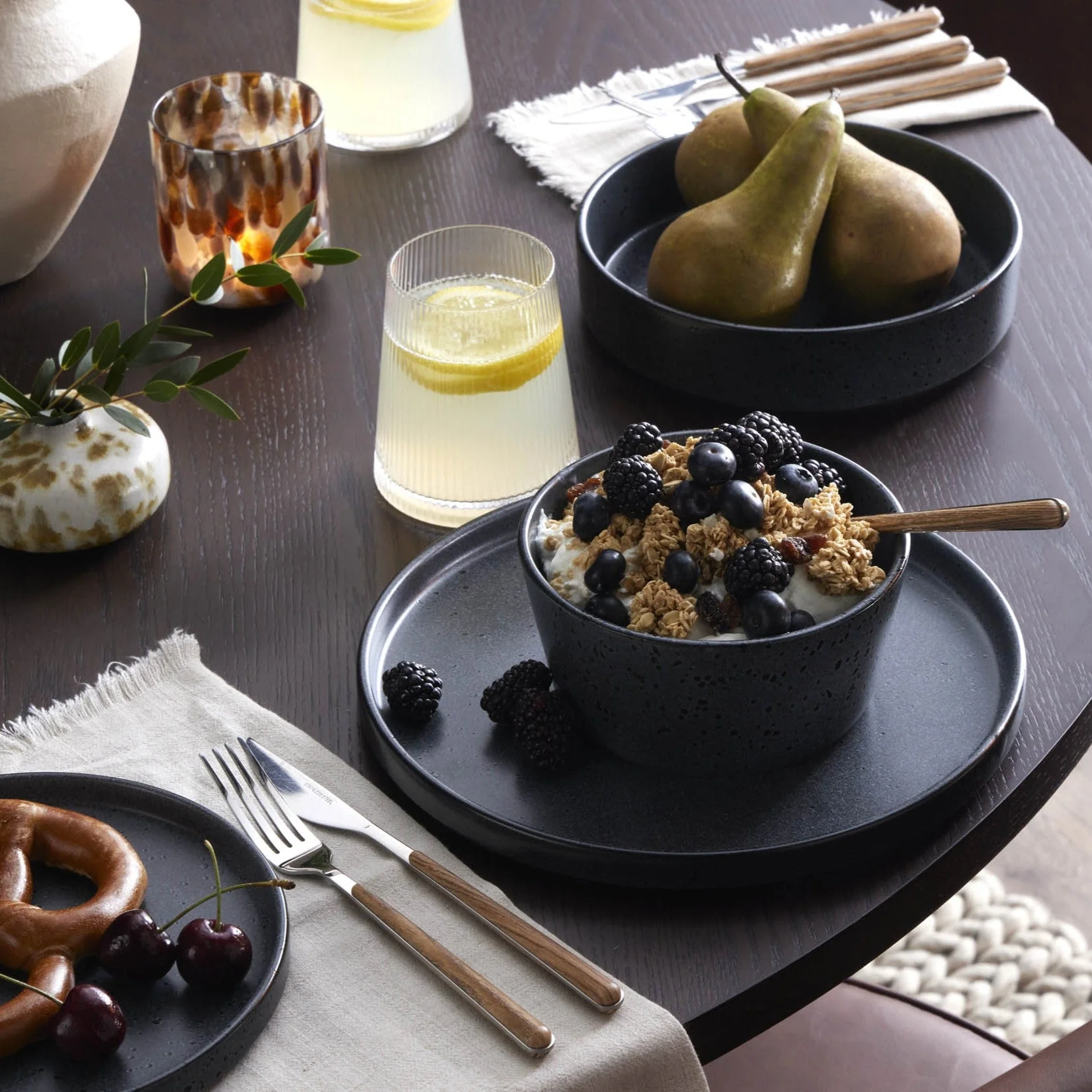 Nori Stoneware Set of 4 Pasta Bowls - Speckled Black - Image 2