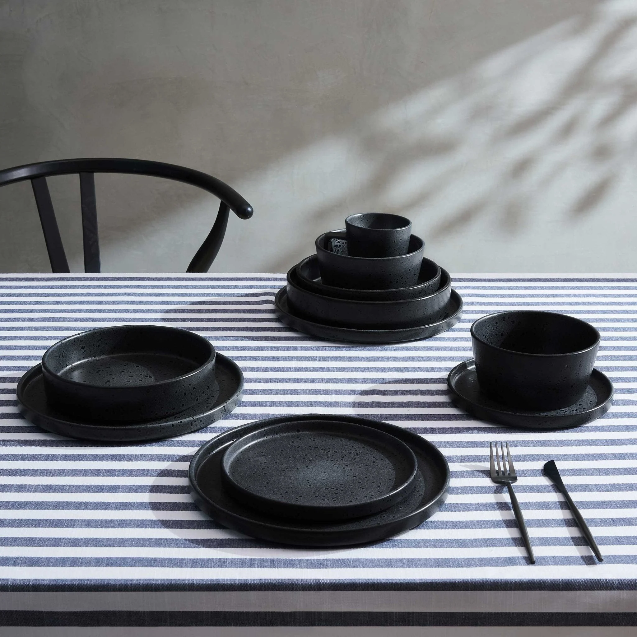 Nori Stoneware Set of 4 Side Plates - Speckled Black - Image 7