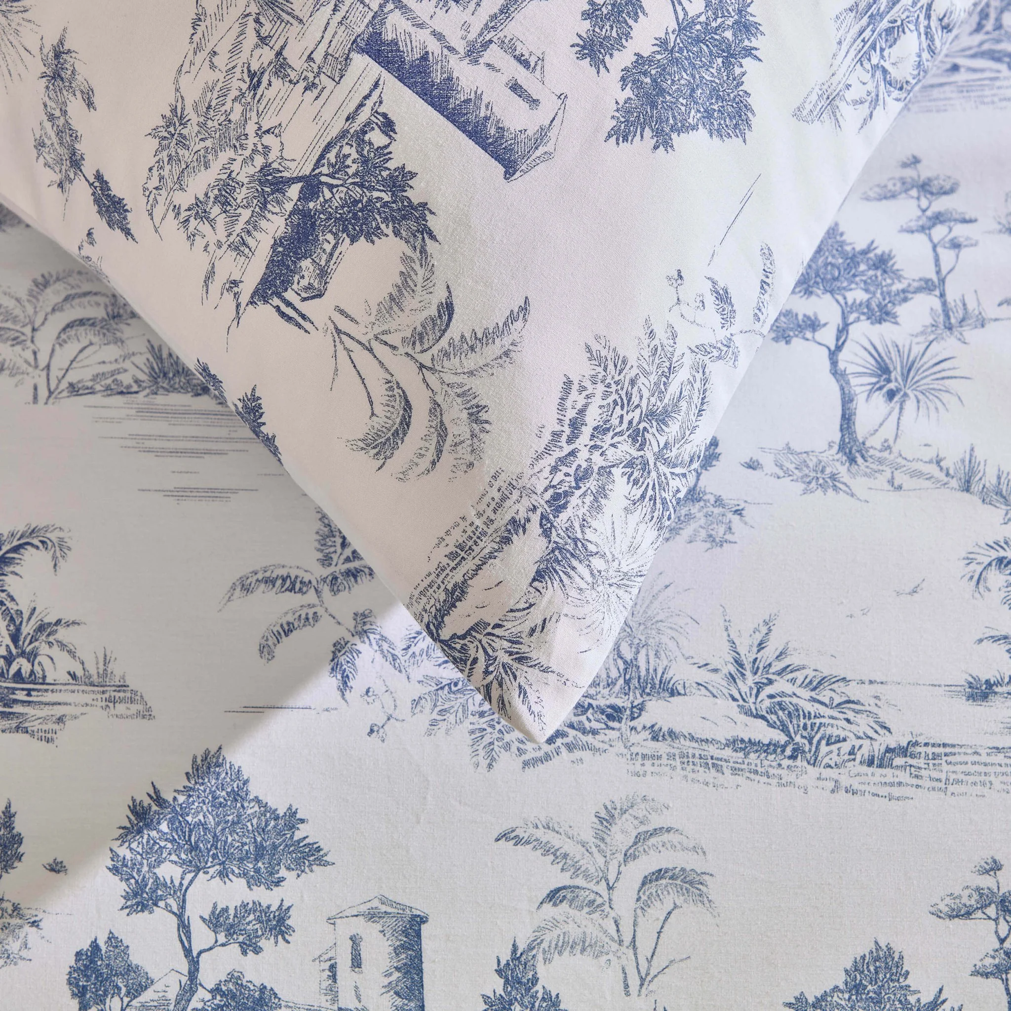 Ophelia Toile Print 100% Cotton 200 Thread Count Duvet Cover & Pillowcase Set - Light Blue - Image 4
