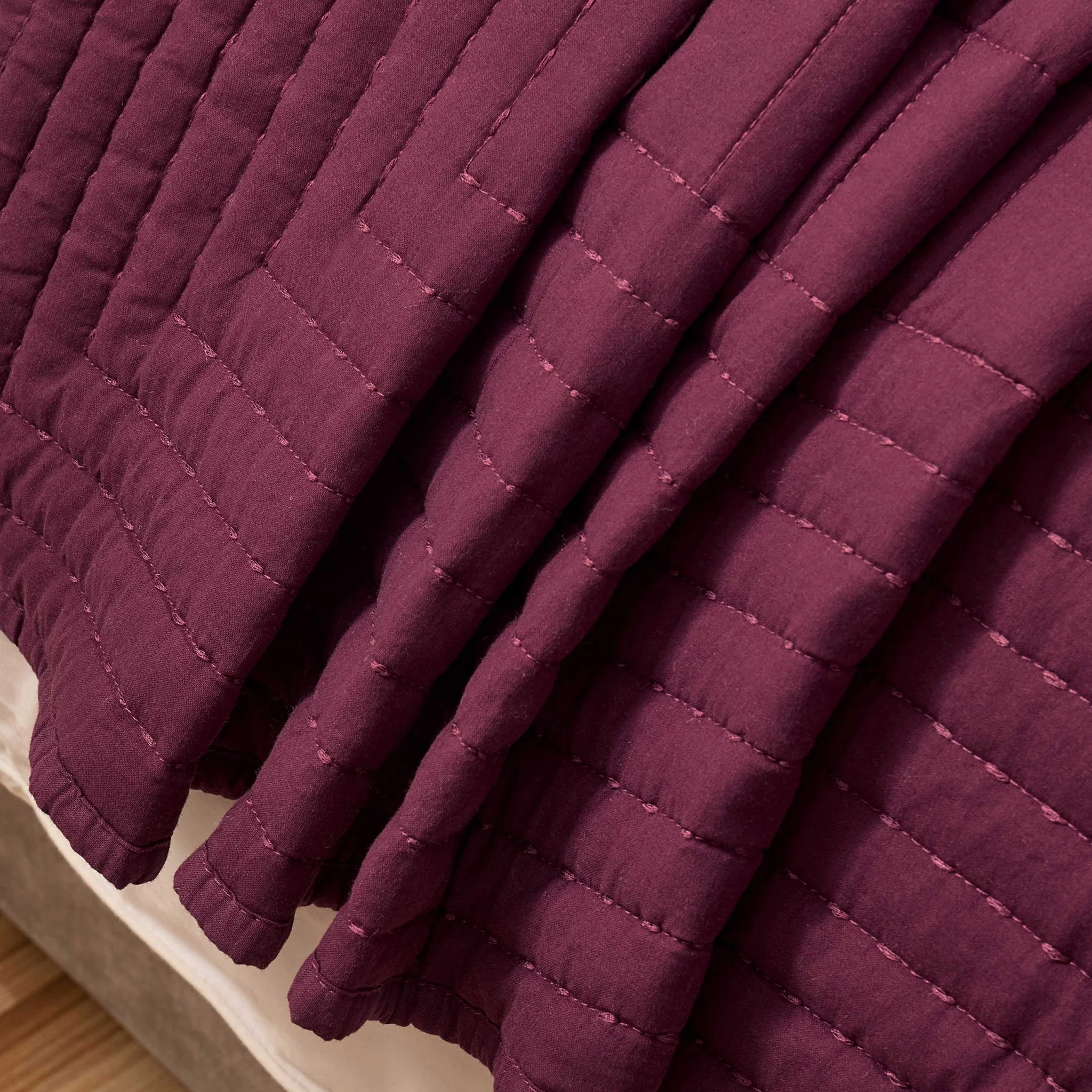 Oxford Pure Cotton Quilted Bedspread - Aubergine - Image 3
