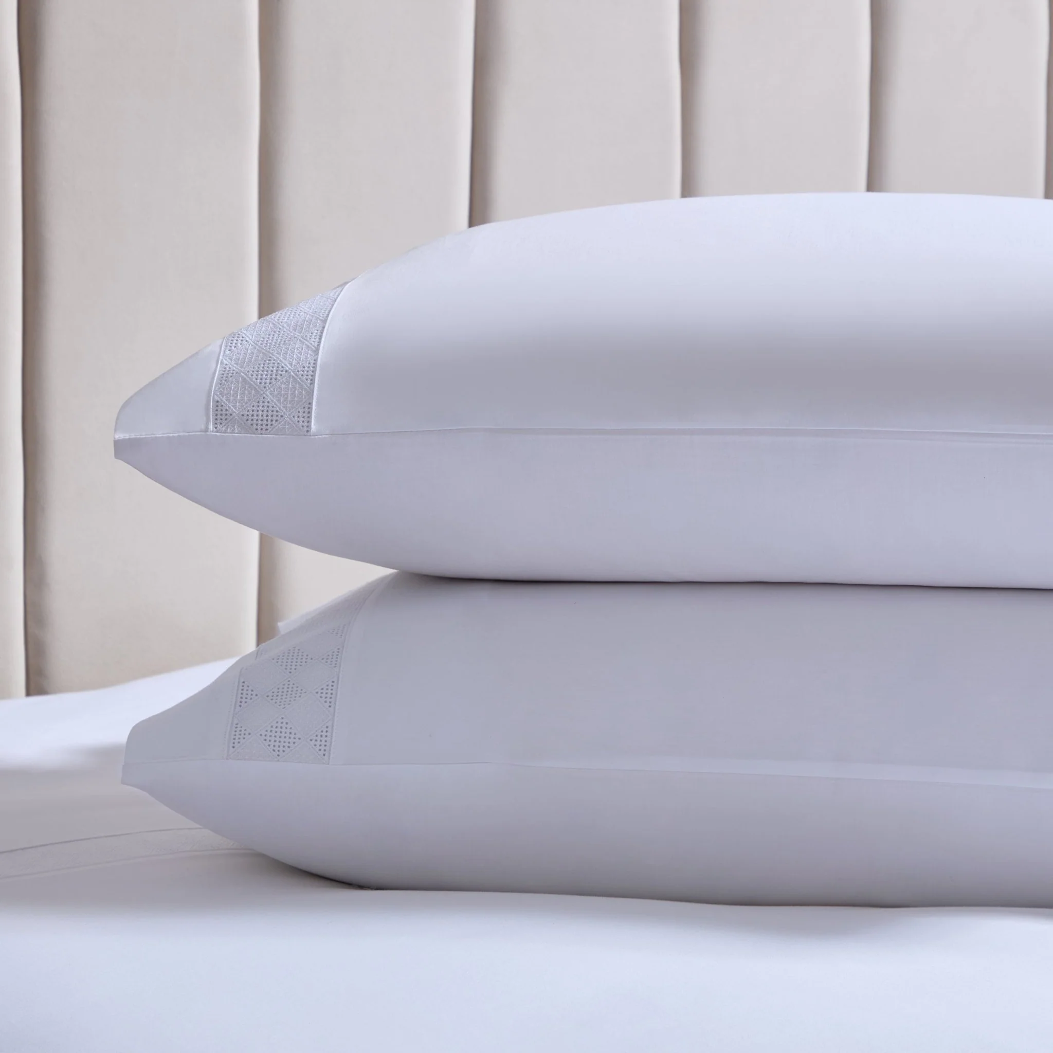 Pair of Alma 300 Thread Count Lace Insert Classic Pillowcases - Sateen - Off White