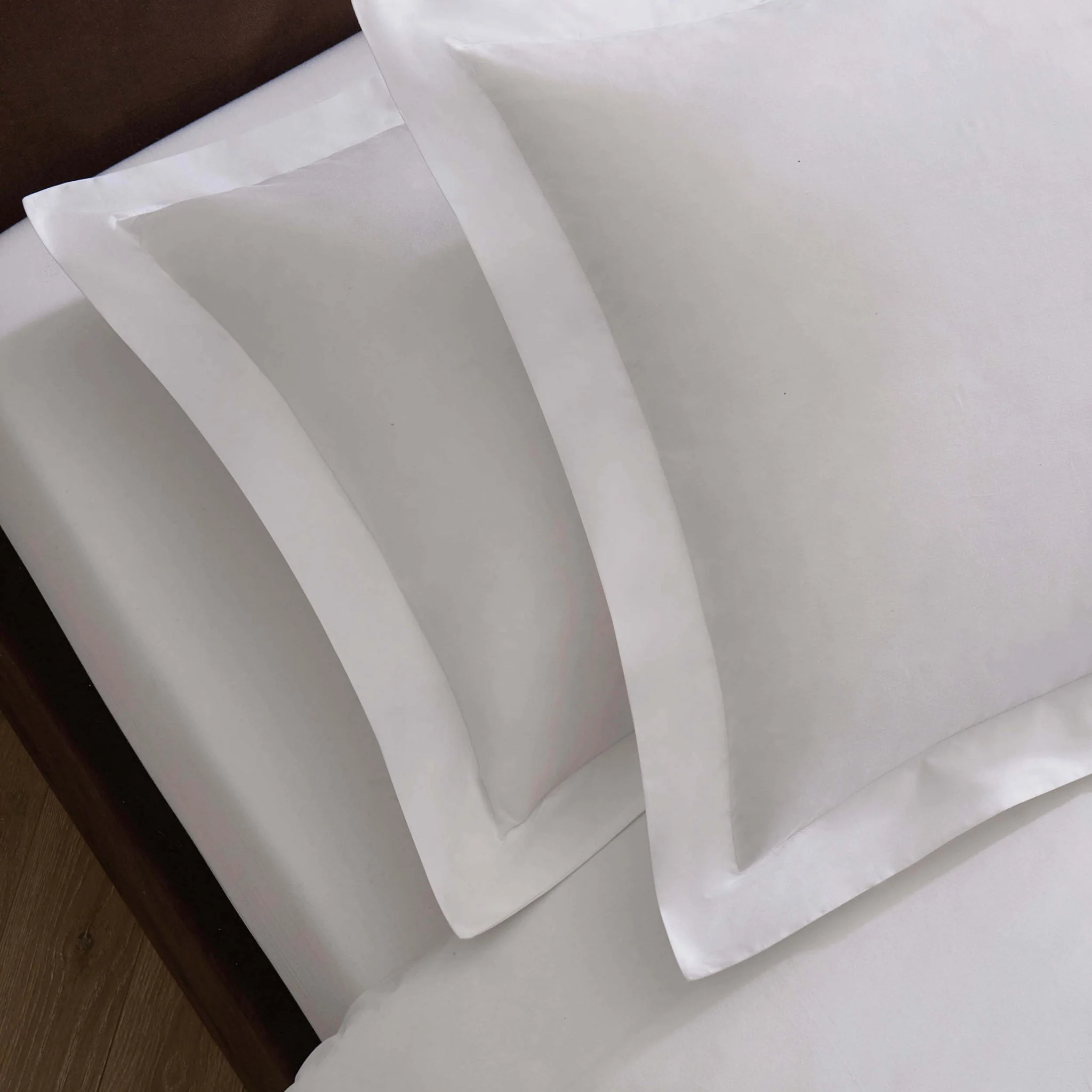 Pair of Anti-Allergy 200 Thread Count Oxford Pillowcases - White - Image 2