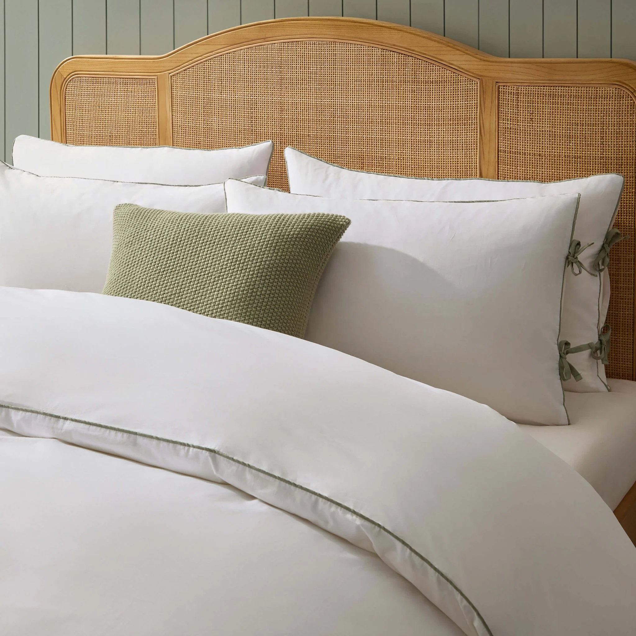 Pair of Cambridge Pillowcases with Bows - 200 Thread Count - Sage - Image 2