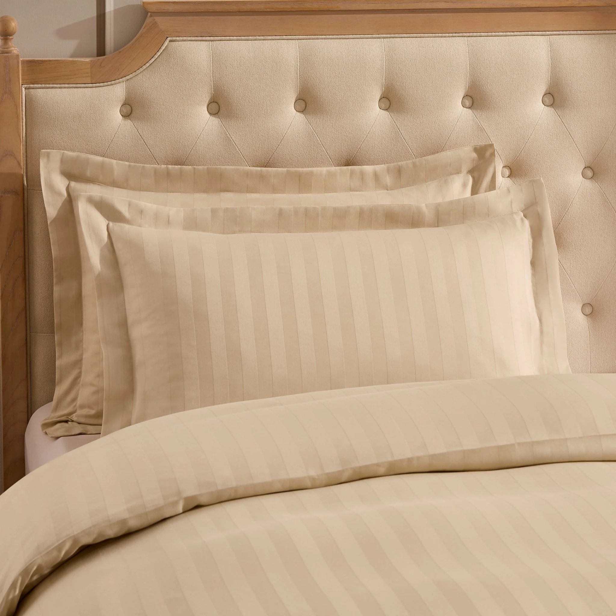 Pair of Hotel Satin Stripe 200 Thread Count Oxford Pillowcases - Champagne - Image 2