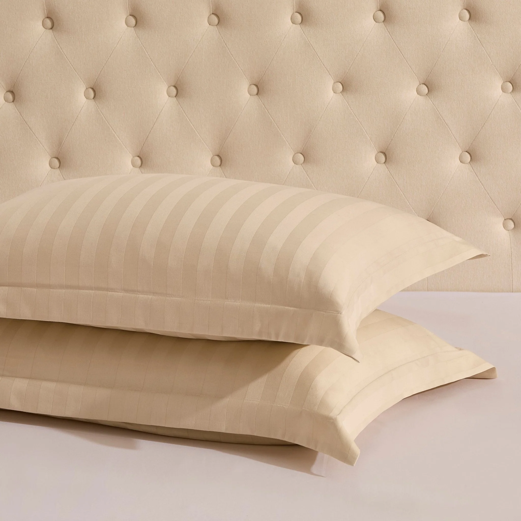 Pair of Hotel Satin Stripe 200 Thread Count Oxford Pillowcases - Champagne - Image 4