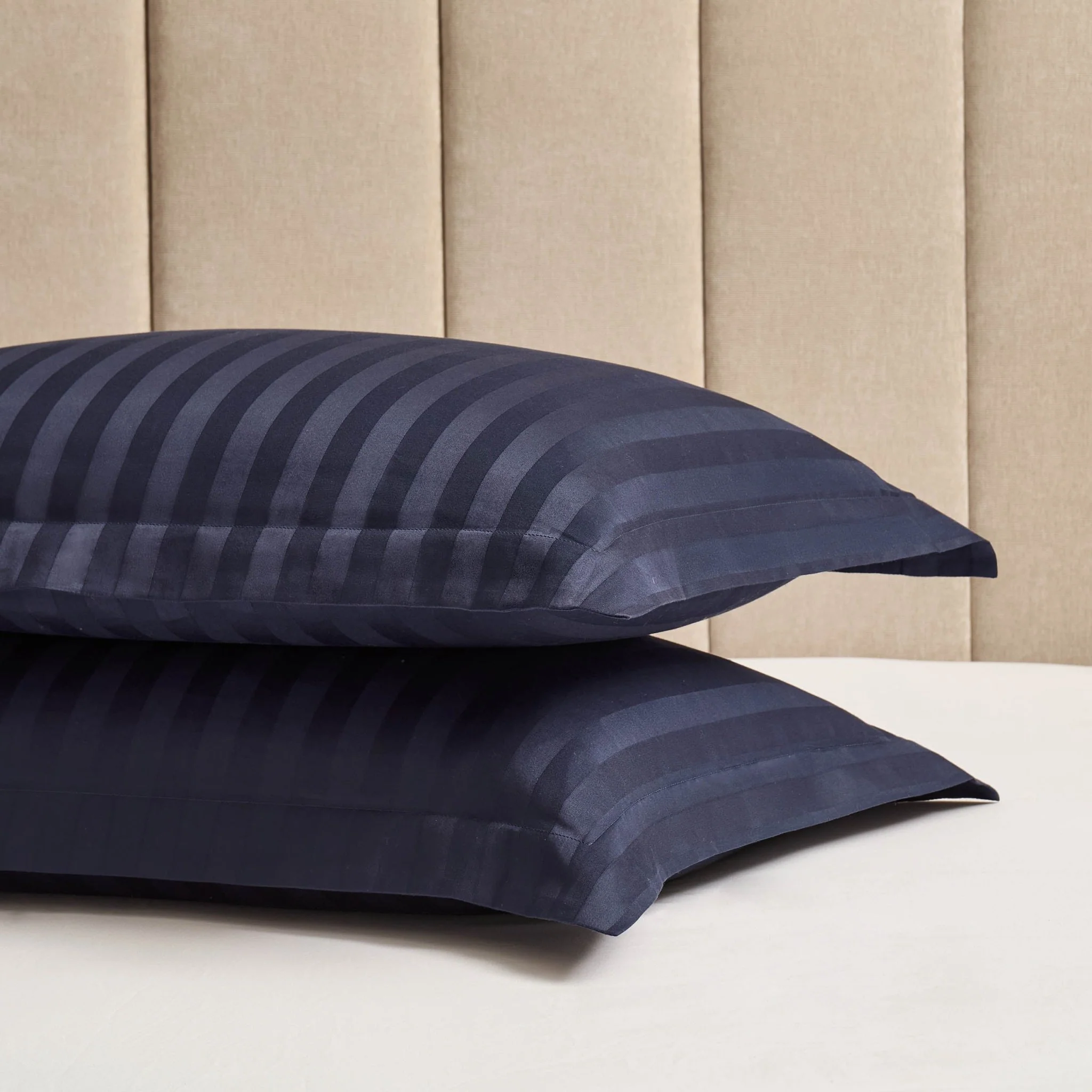 Pair of Hotel Satin Stripe 200 Thread Count Oxford Pillowcases - Navy