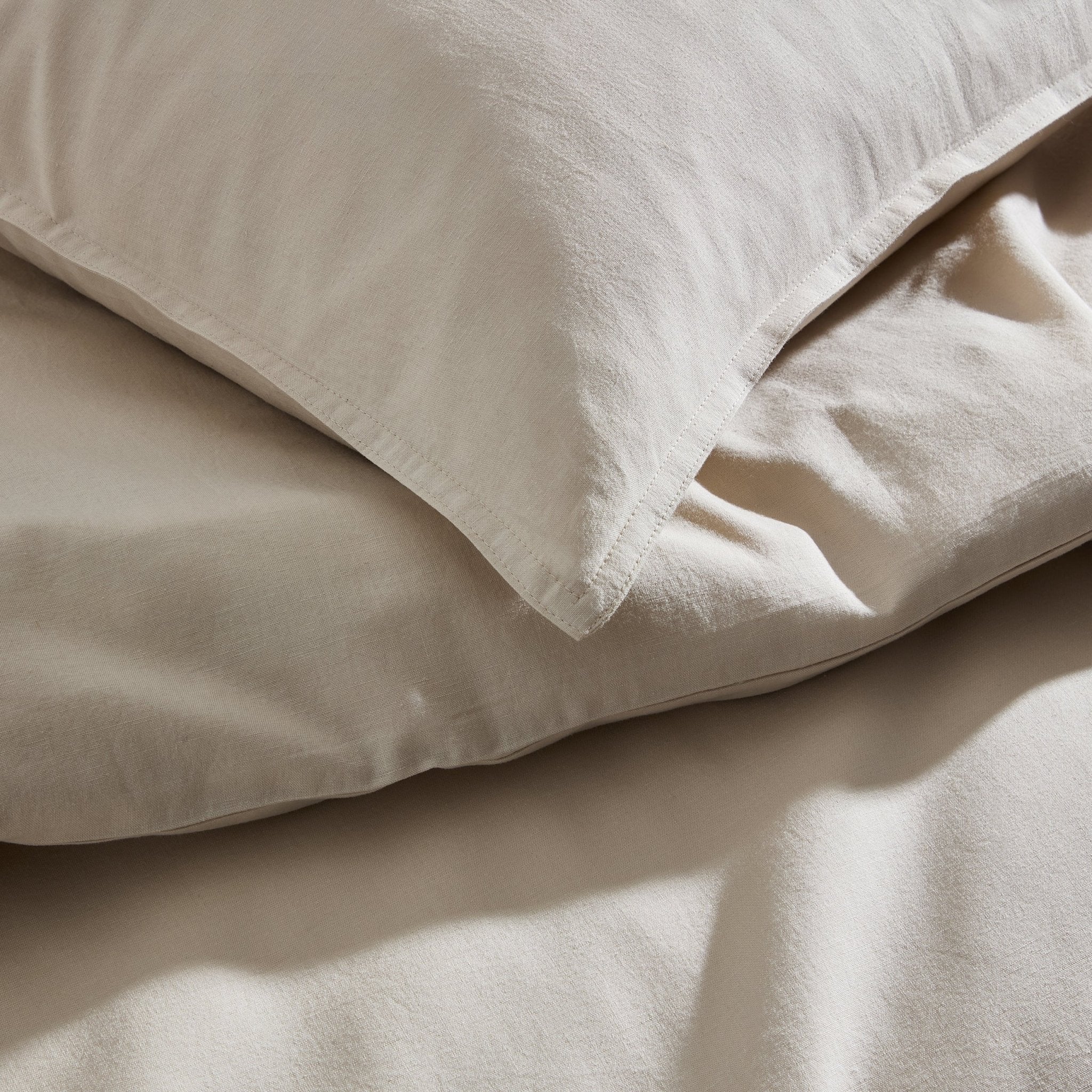 Pair of Linen Cotton Blend Pillowcases - Desert Sand - Image 2