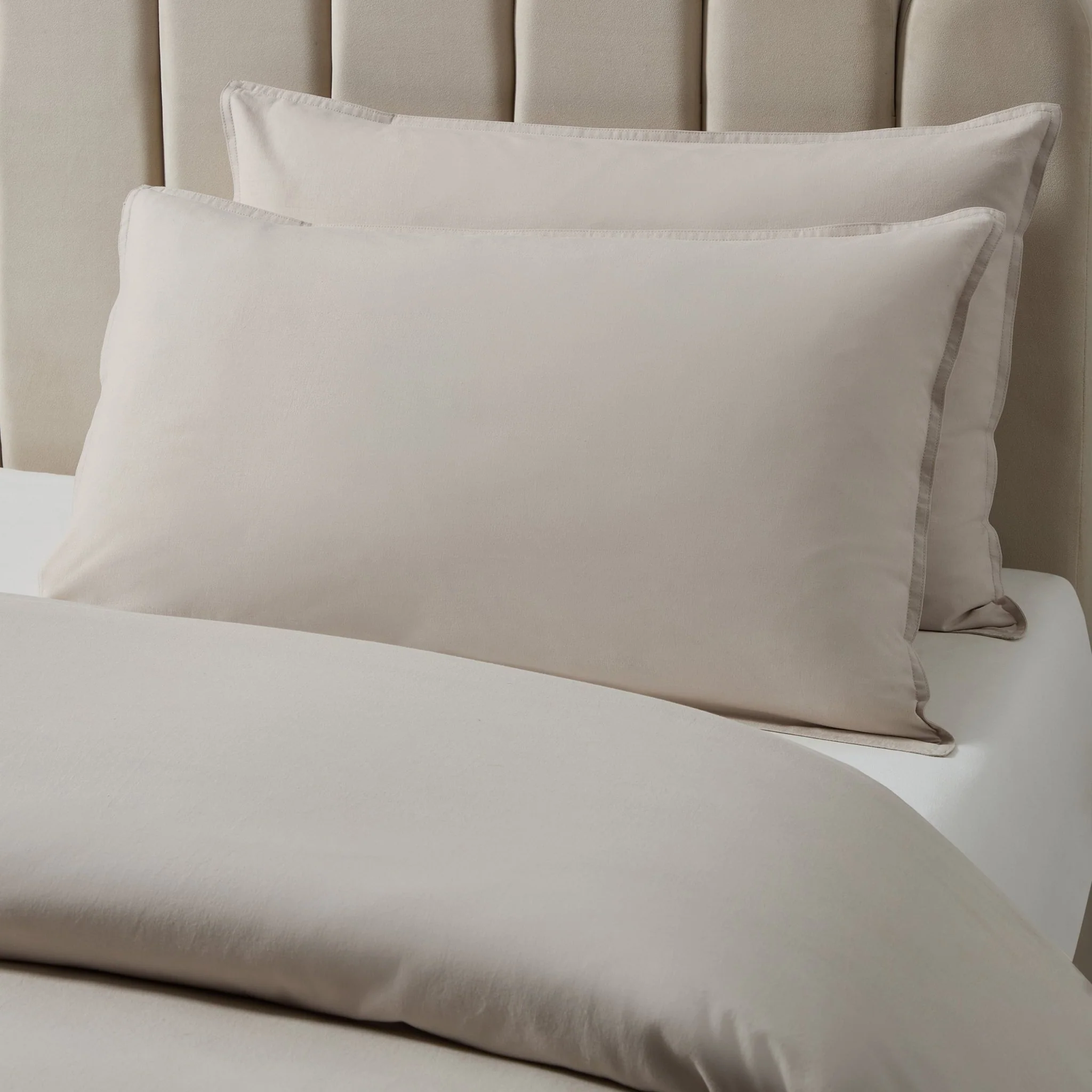 Pair of Linen Cotton Blend Pillowcases - Desert Sand - Image 3