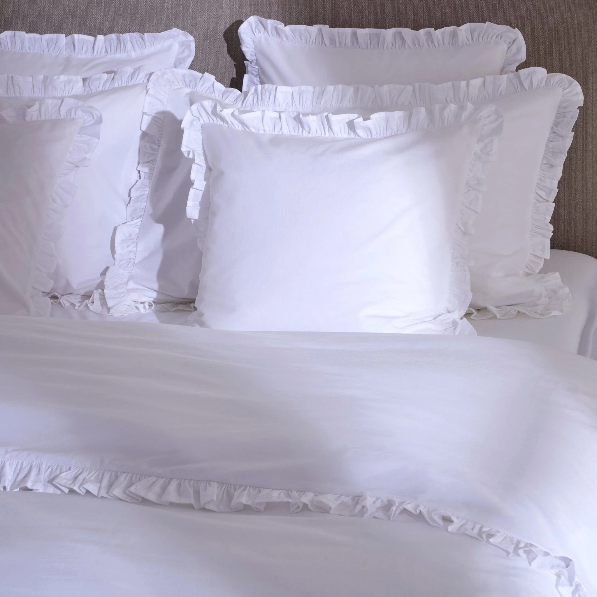 Pair of Marion Ruffle Edge Oxford Pillowcases - Ecru - Image 4