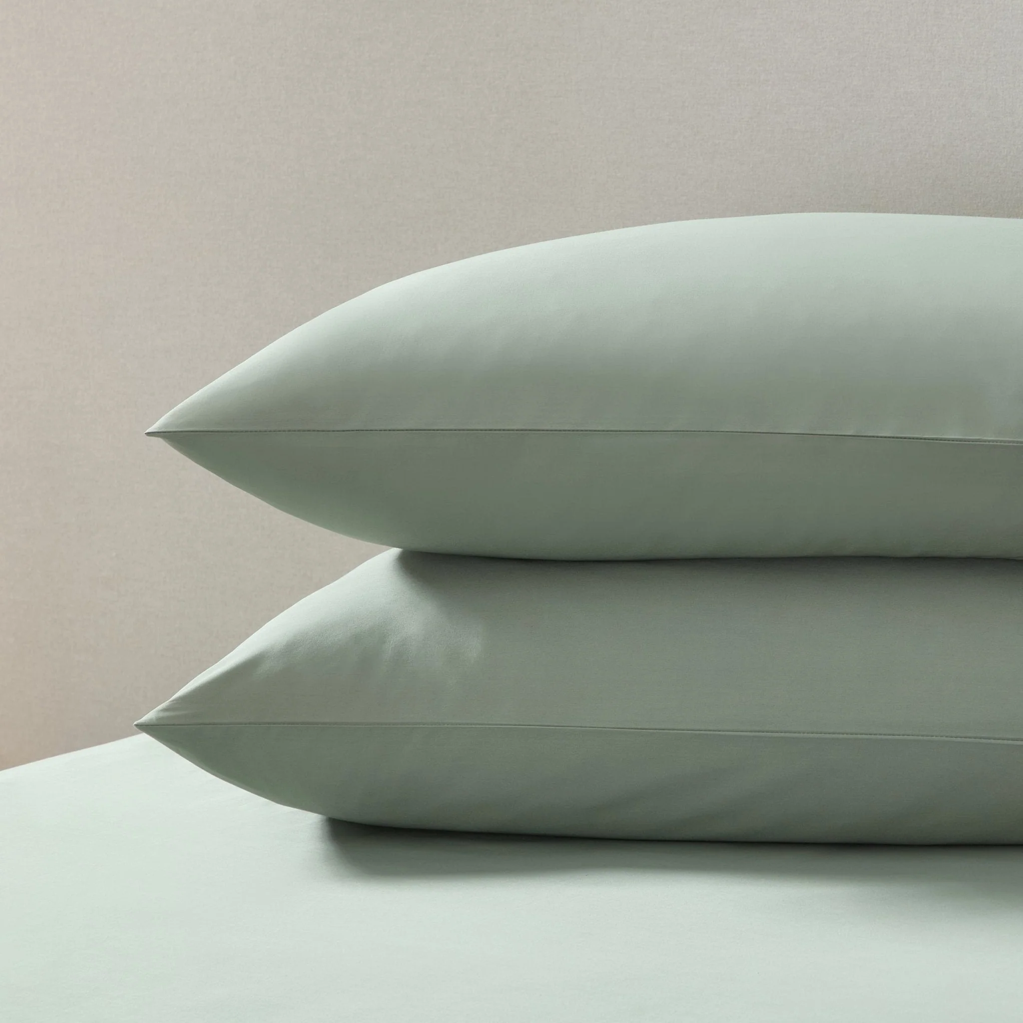 Pair of Plain-Dye Classic Pillowcases - 200 Thread Count - Olive