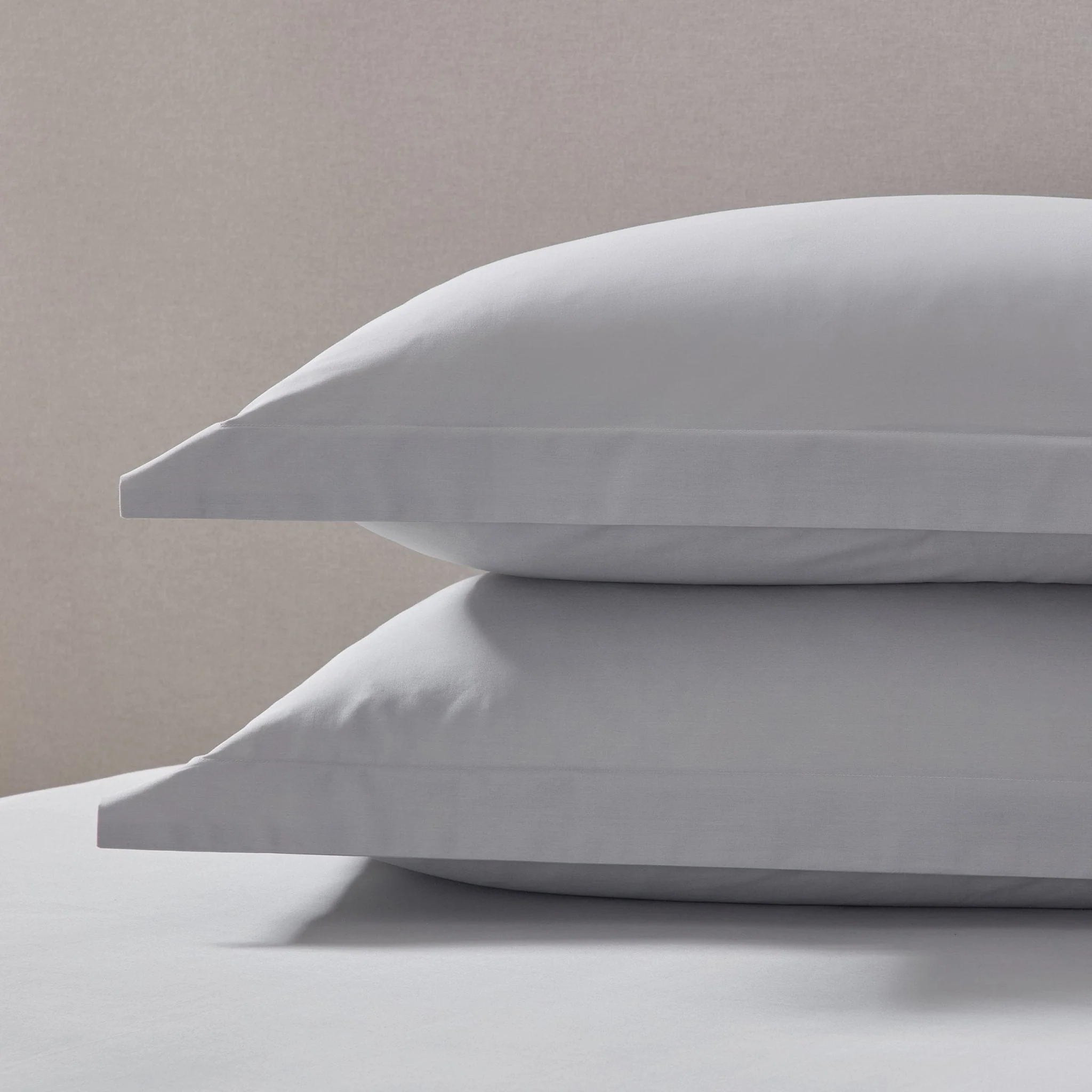 Pair of Plain-Dye Oxford Pillowcases - 200 Thread Count - Light Grey