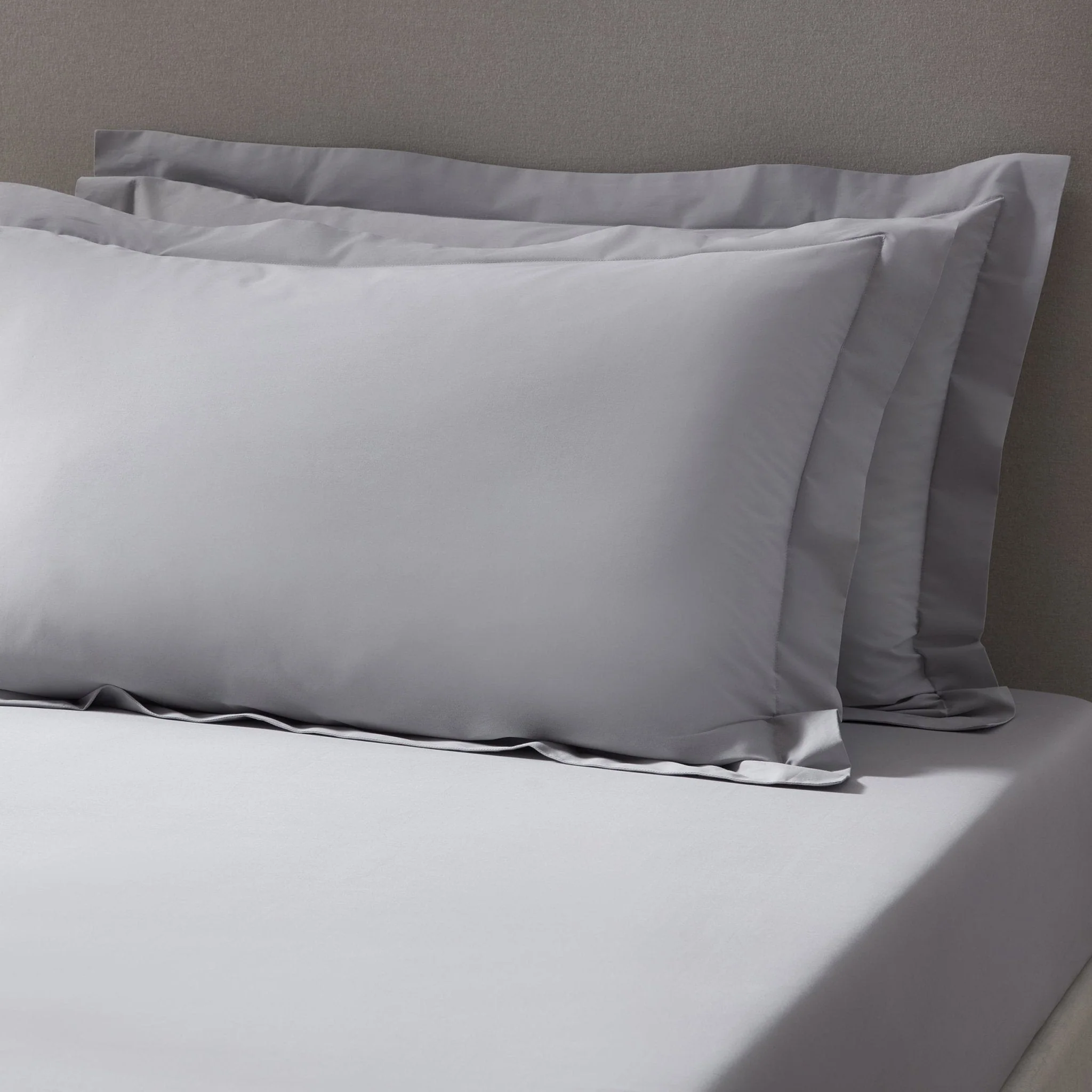 Pair of Plain-Dye Oxford Pillowcases - 200 Thread Count - Light Grey - Image 2