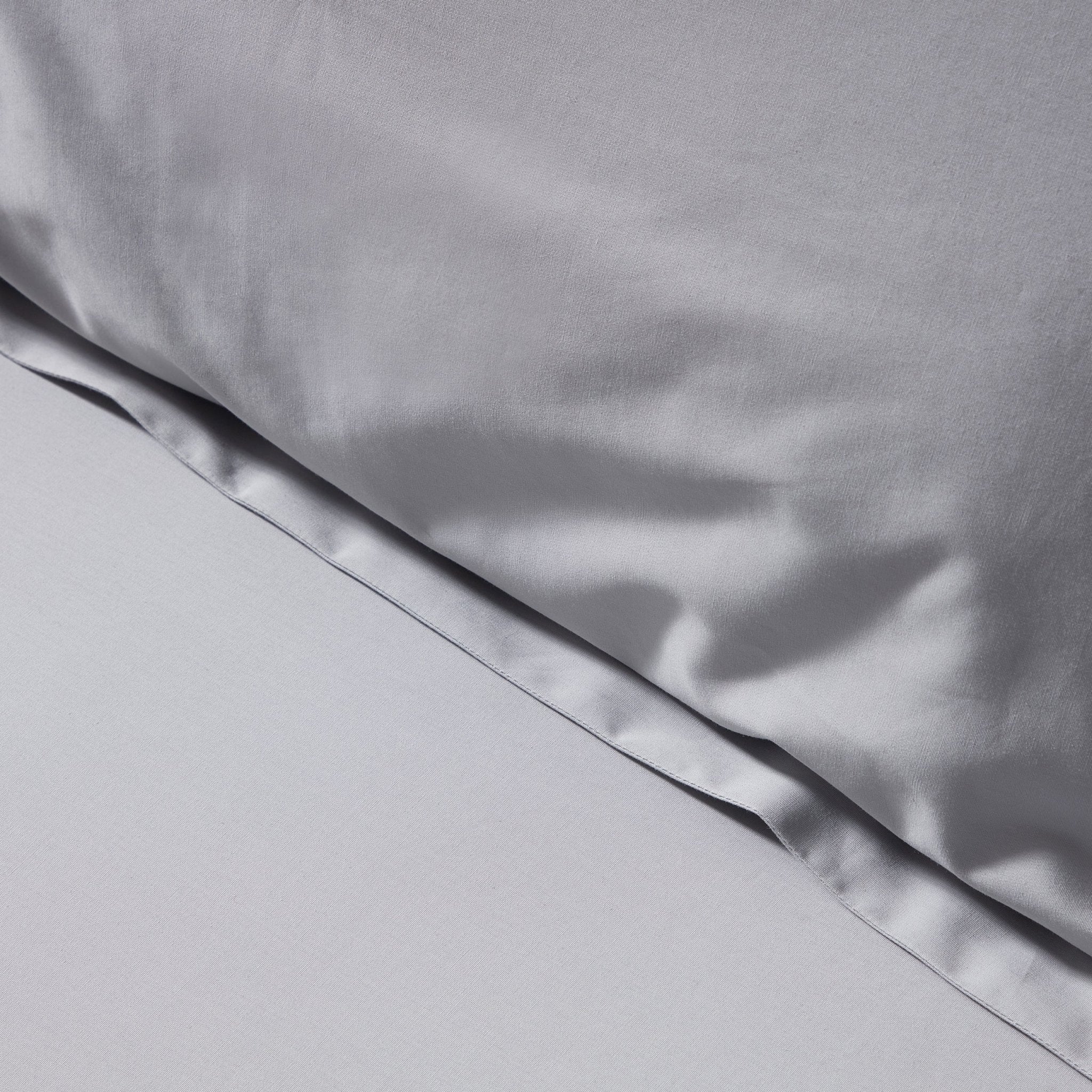 Pair of Plain-Dye Oxford Pillowcases - 200 Thread Count - Light Grey - Image 3