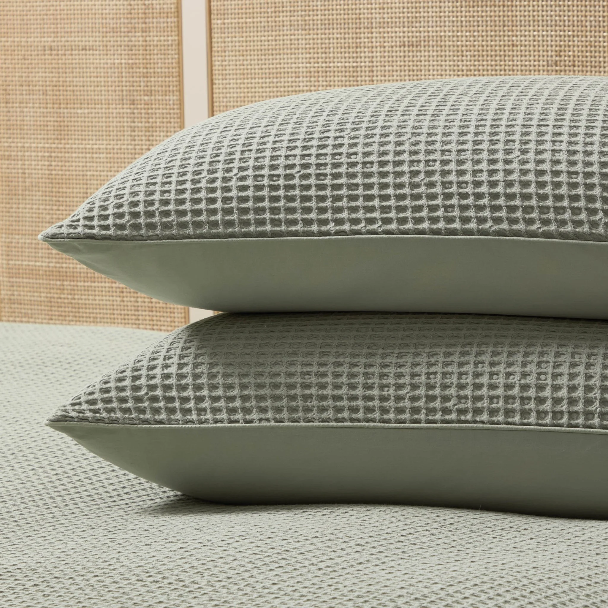 Portofino Waffle 100% Cotton Pair of Pillowcases 200 Thread Count - Sage Green