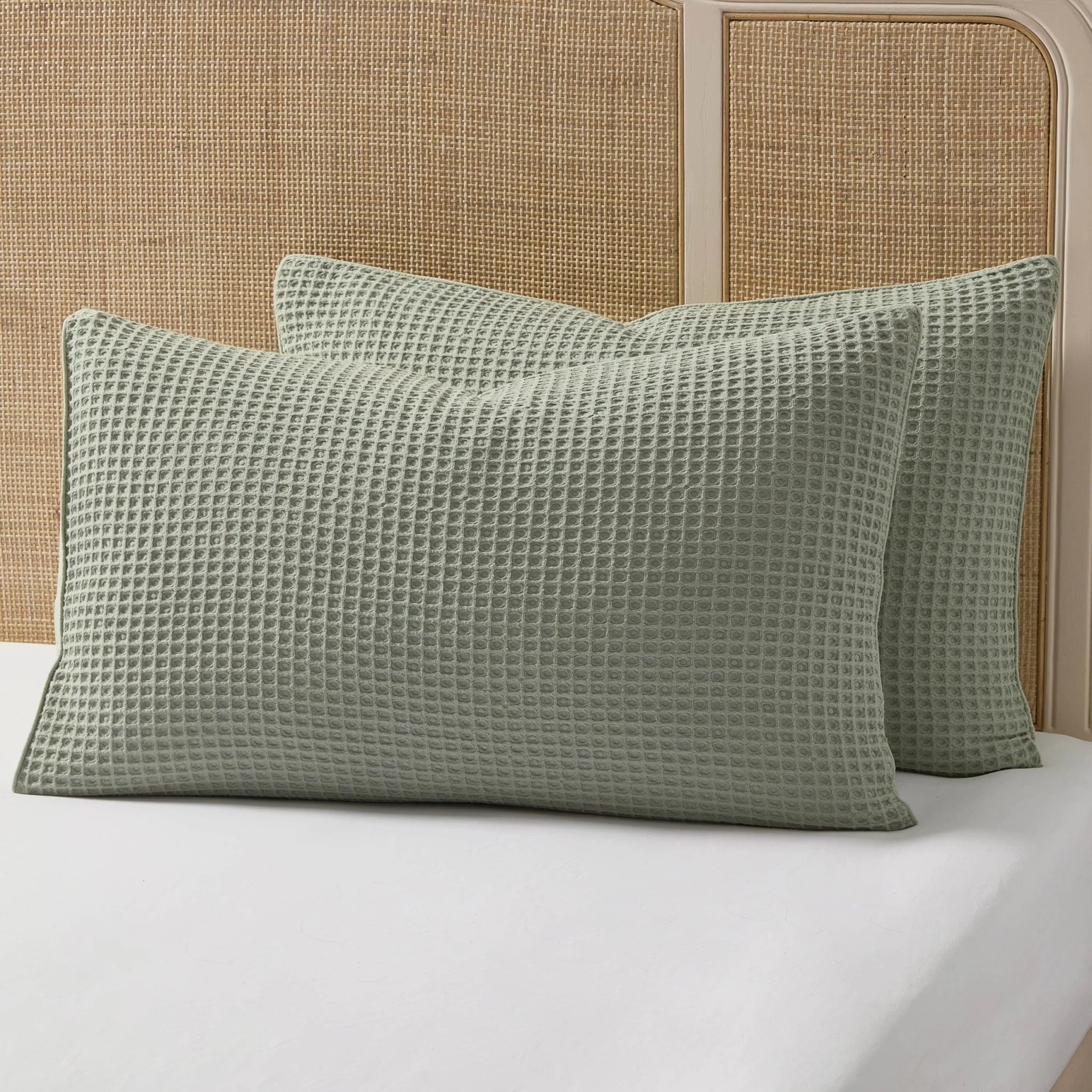 Portofino Waffle 100% Cotton Pair of Pillowcases 200 Thread Count - Sage Green - Image 4