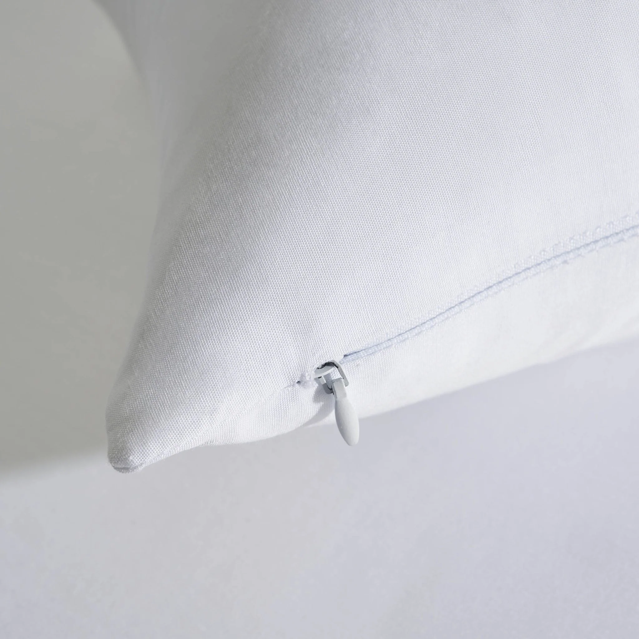 Pair of Pregnancy Pillowcase - White - Image 2
