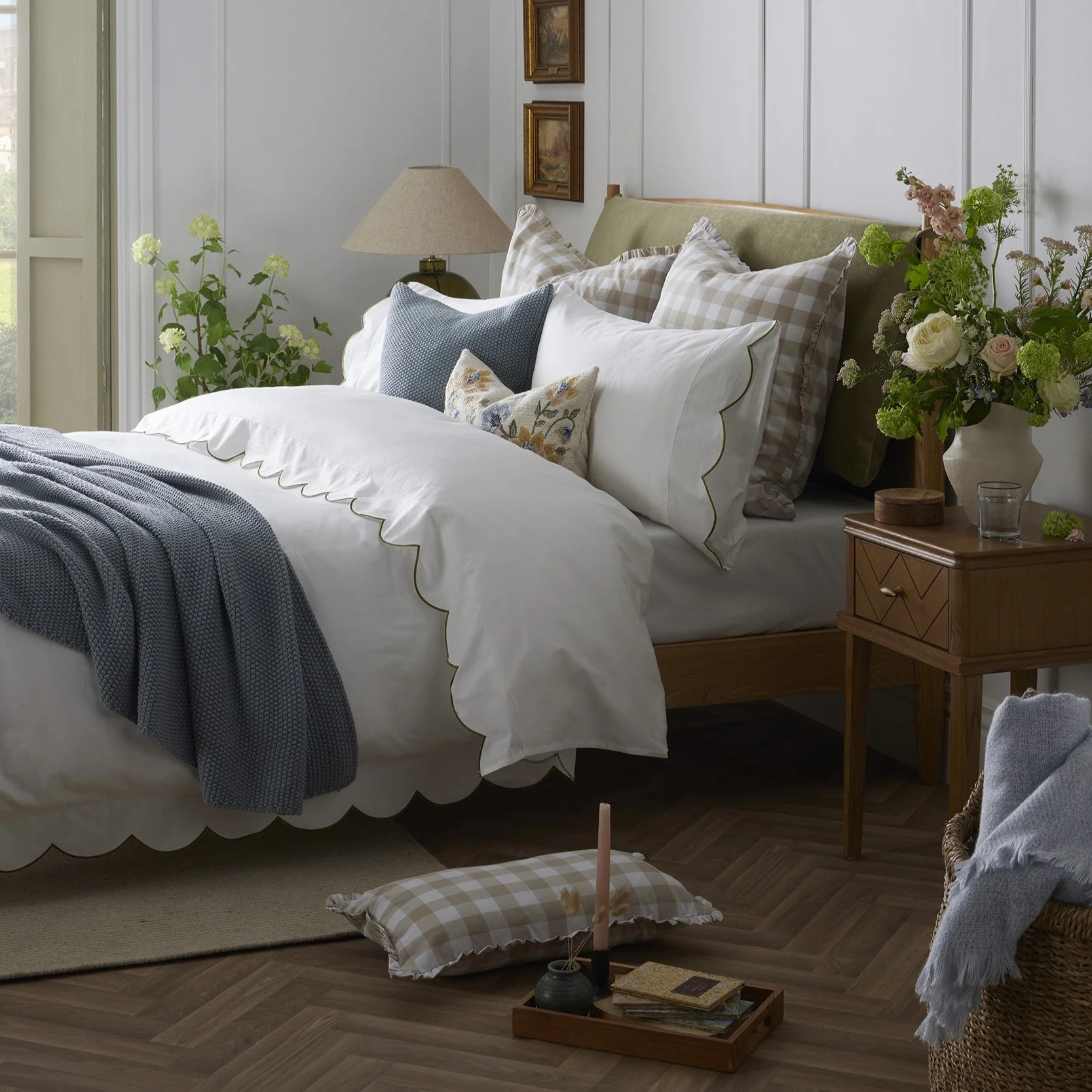 Pair of Simone Scallop Embroidered Edge Classic Pillowcases - Off White/Olive - Image 7