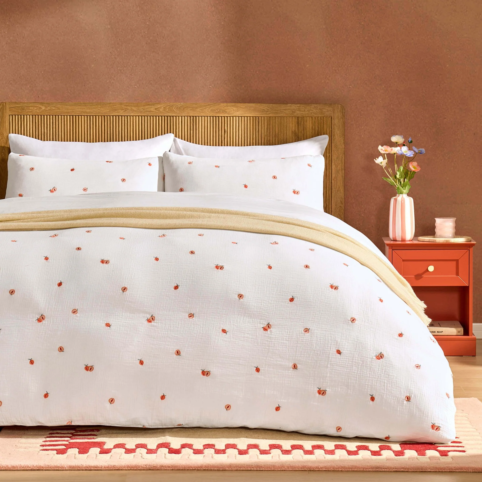 Peach Embroidery 100% Cotton Muslin Duvet Cover & Pillowcase Set - White - Image 2